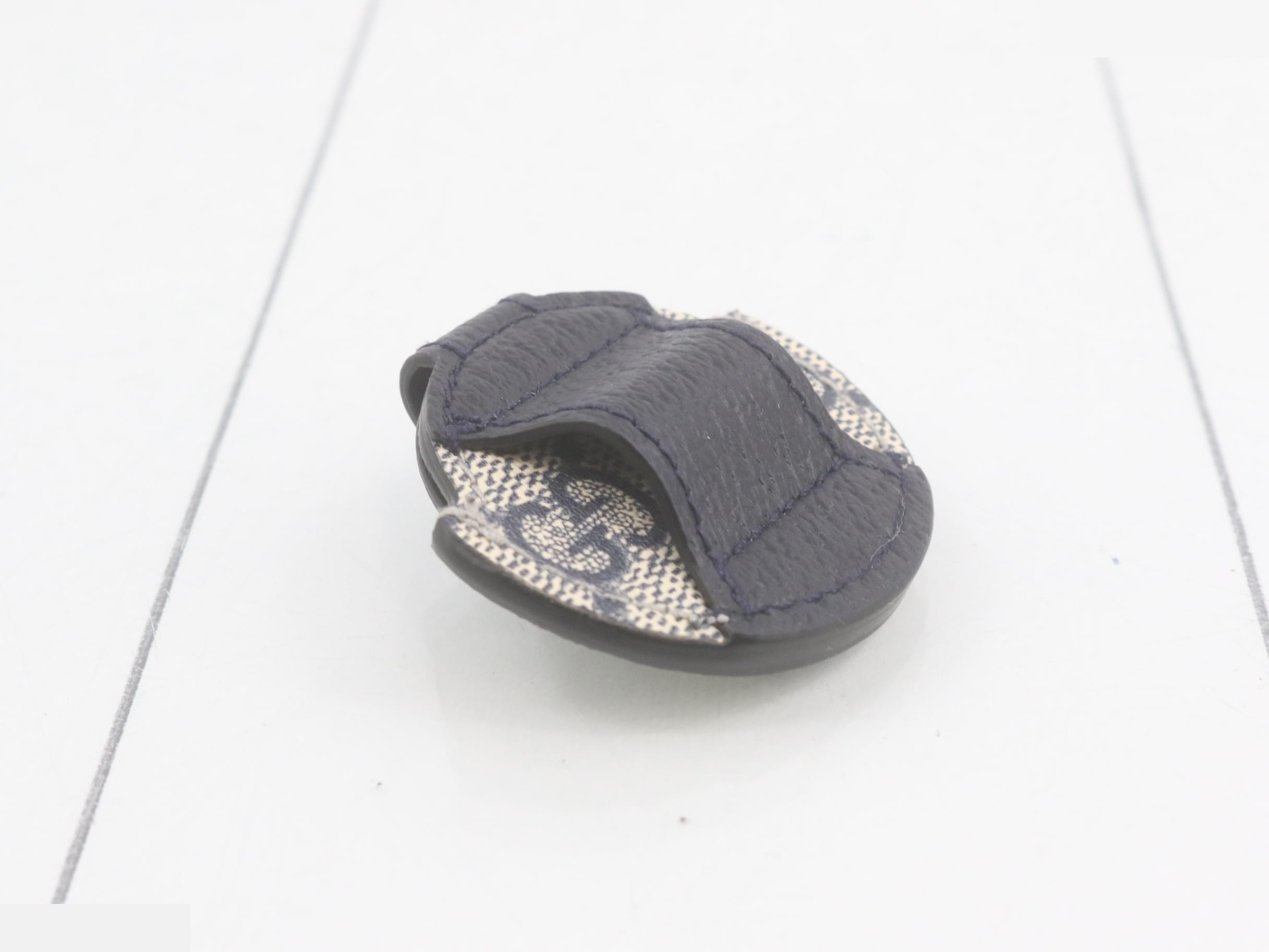 Unused Air Tag Case, with box and dust bag. — view 2