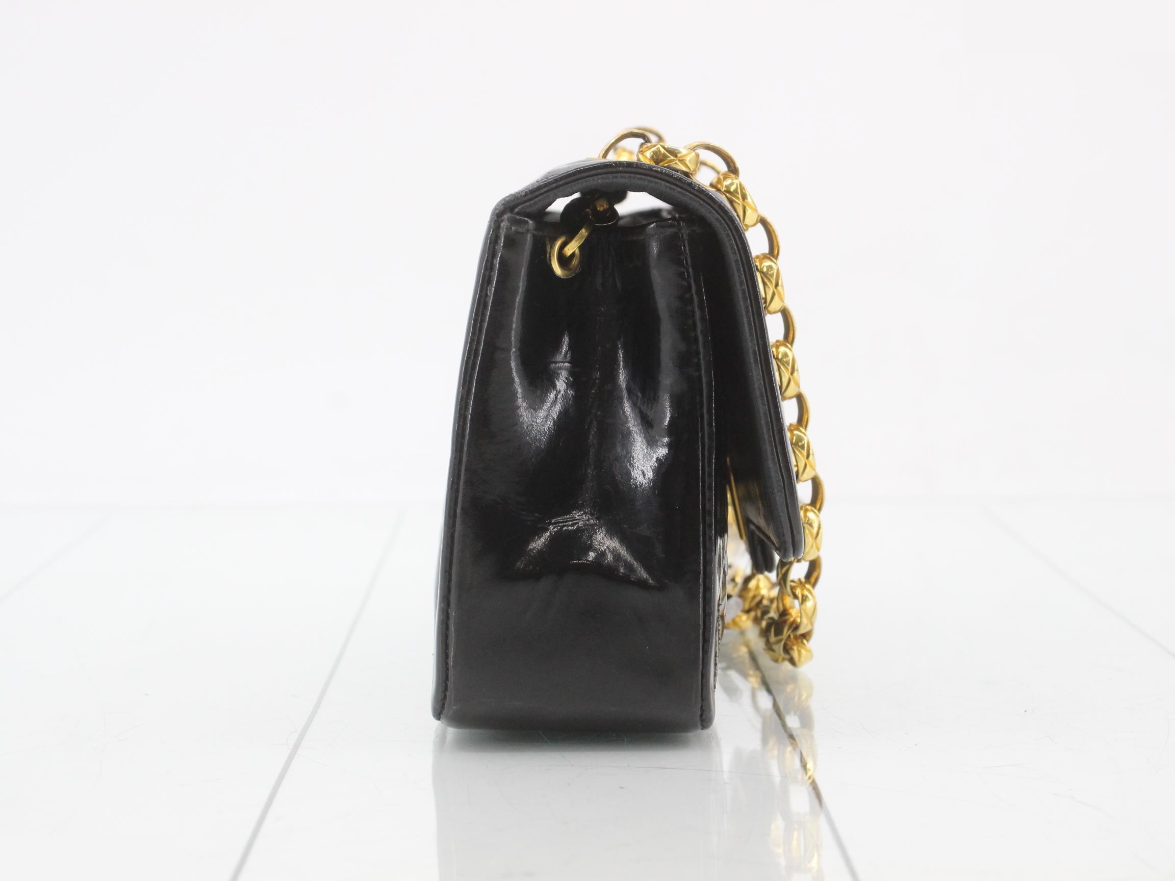 Matelassé (bag) - Shoulder bag — view 4