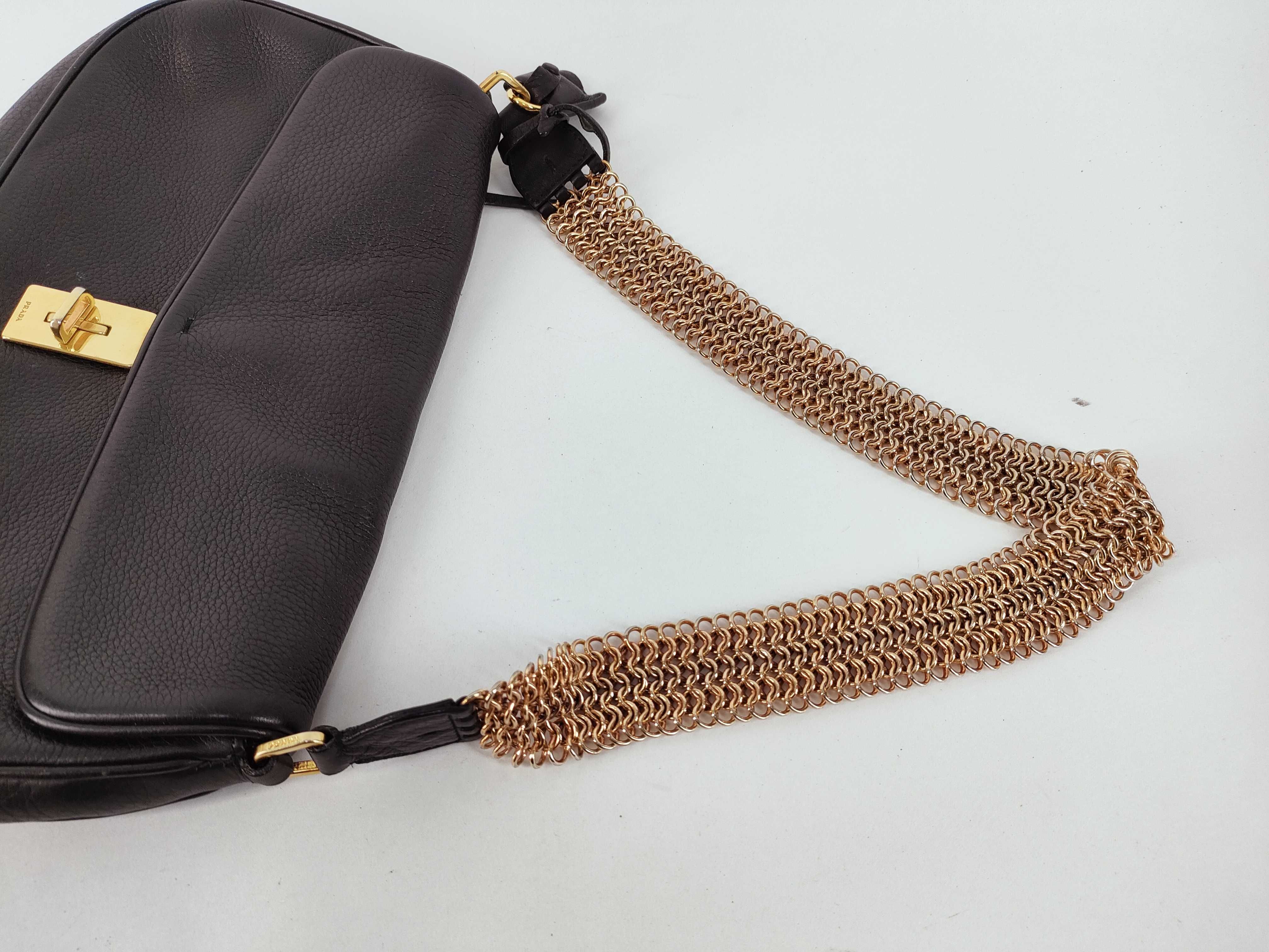 Chain Turnlock BR0165 One-Shoulder Bag — view 3
