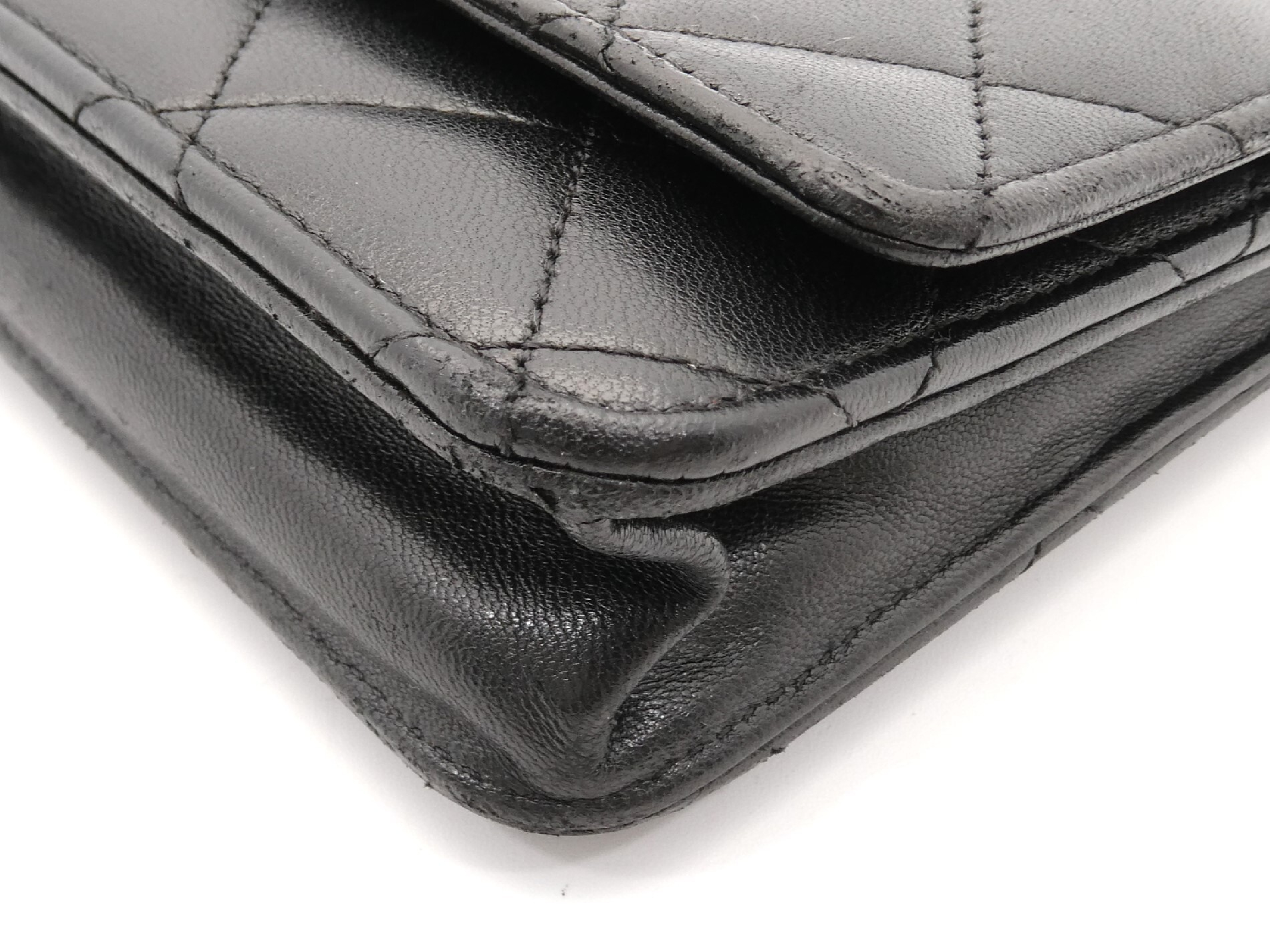 Matelassé Coco Mark Chain Wallet Shoulder Bag — view 11