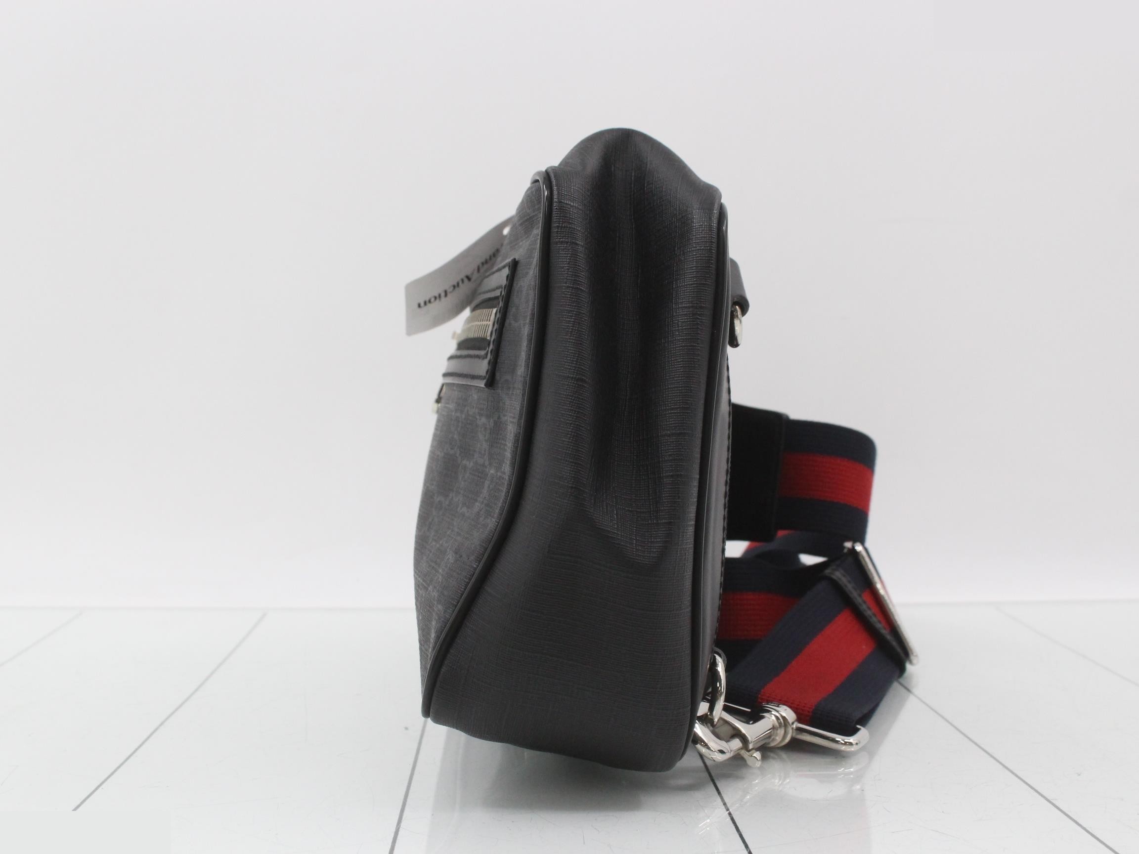 GG Supreme One-Shoulder Bag, PVC/Leather, Black — view 3