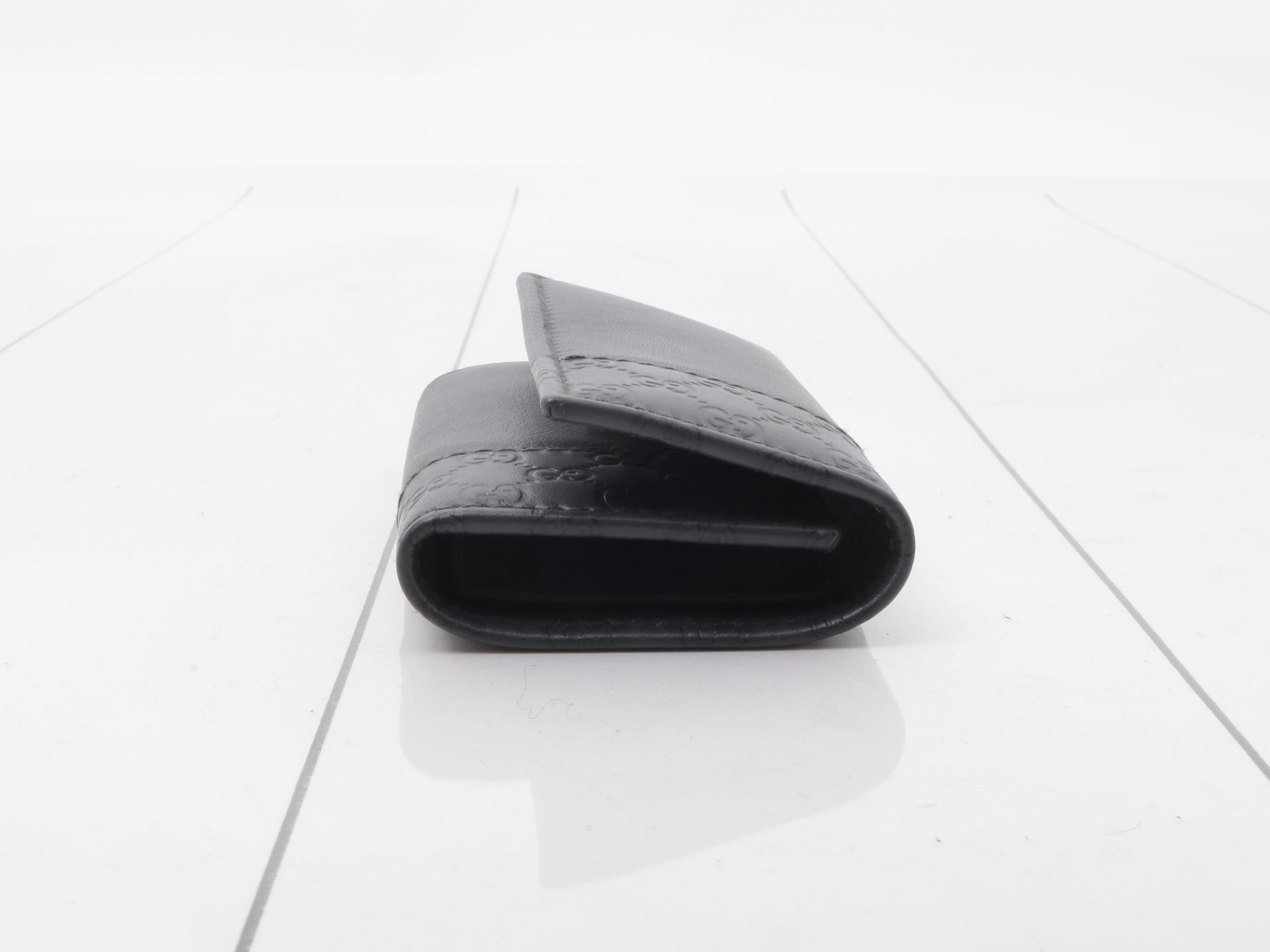 Key case — view 3