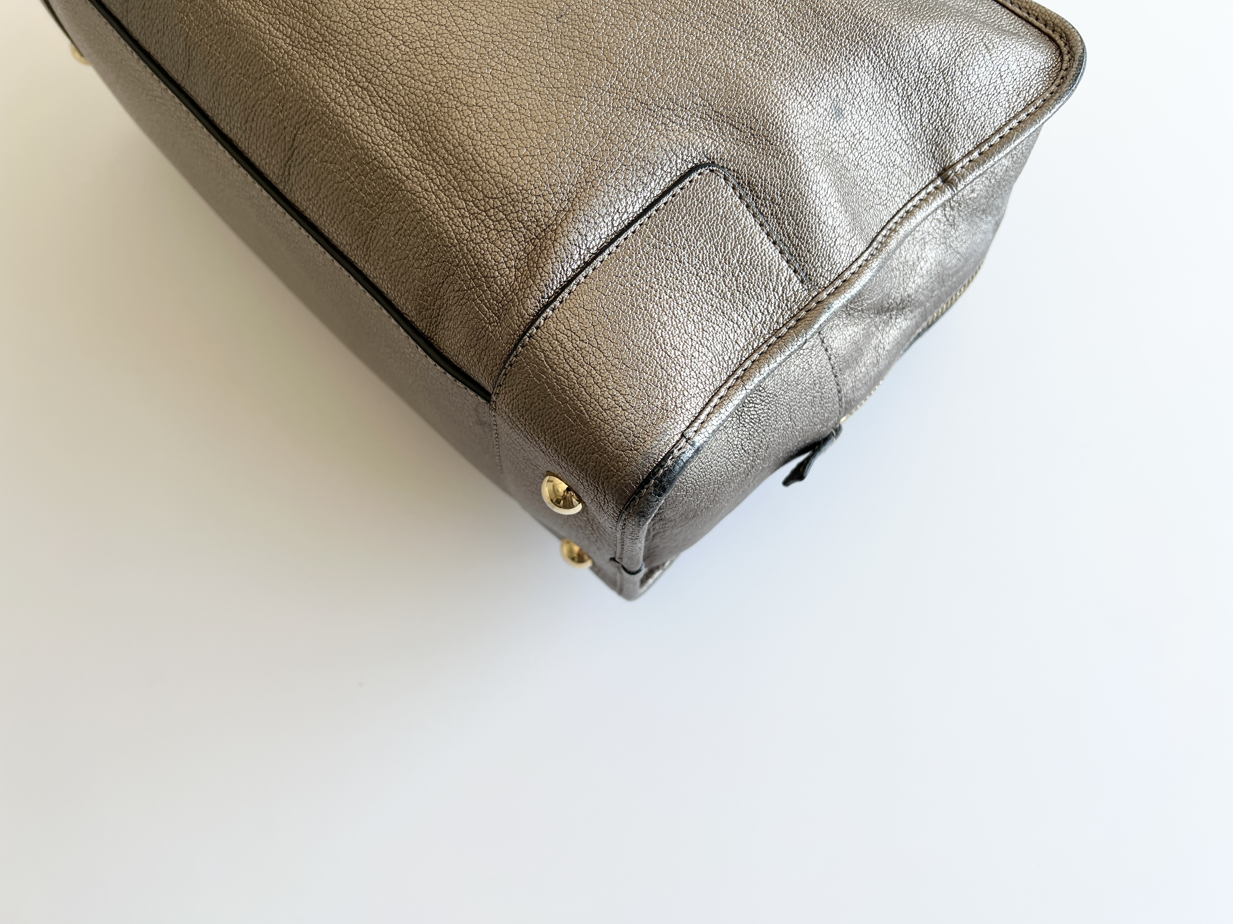 Amazona 28 Anagram Logo Leather Boston Bag Handbag — view 14
