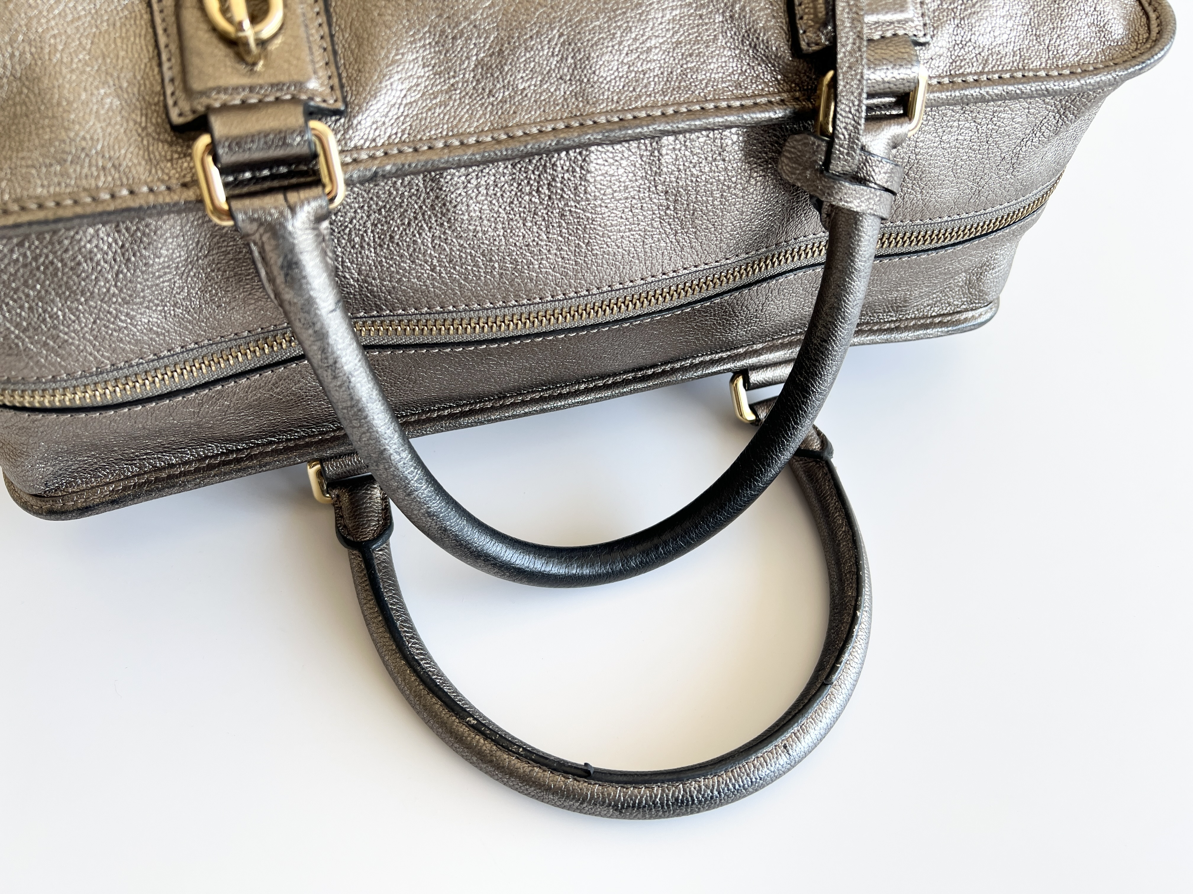 Amazona 28 Anagram Logo Leather Boston Bag Handbag — view 7