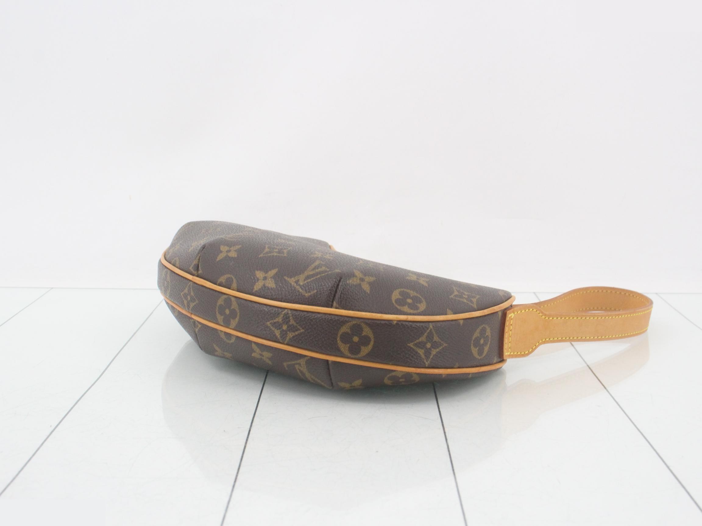 Croissant pouch — view 6
