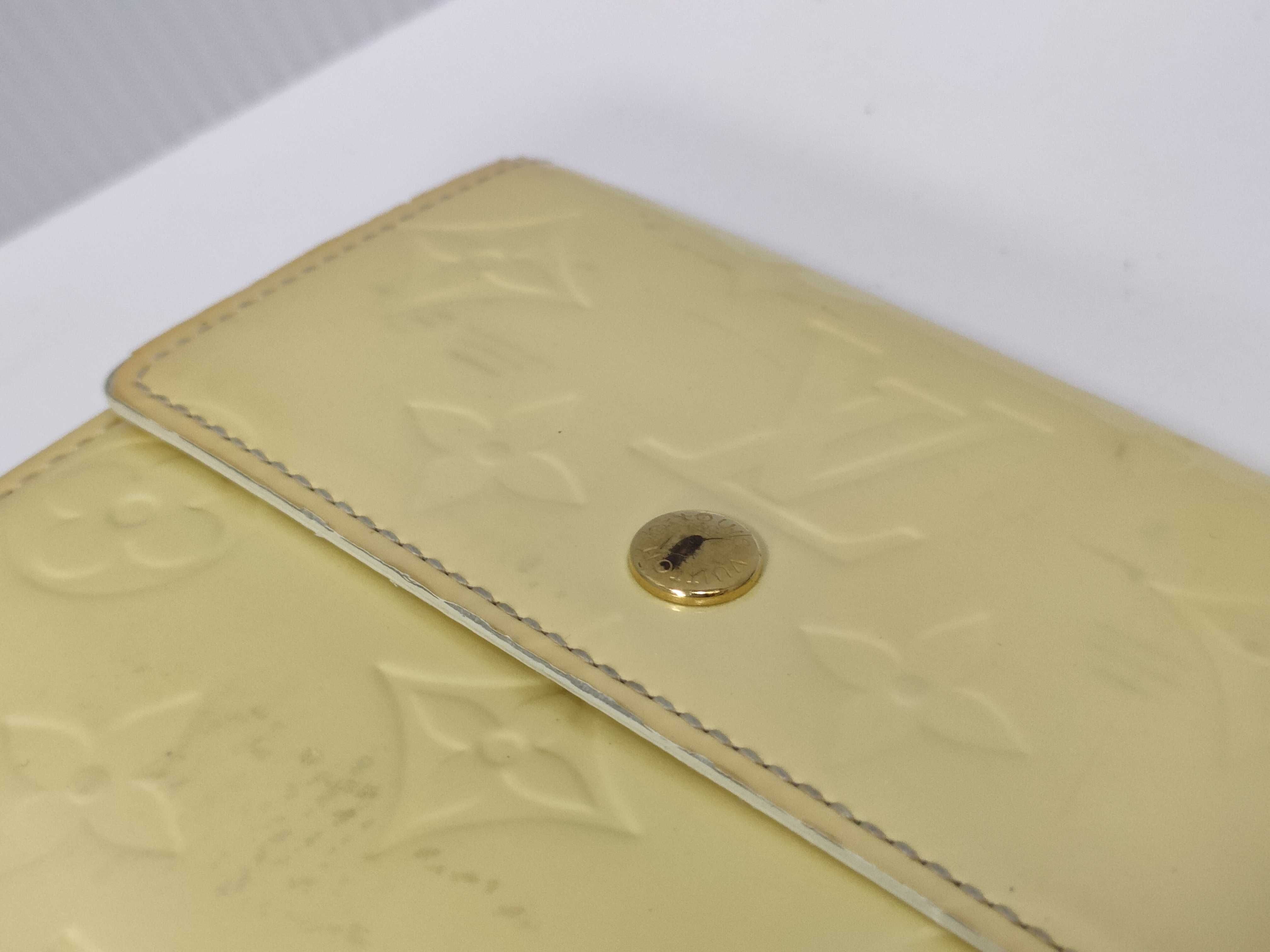 Vernis Folding Wallet — view 15