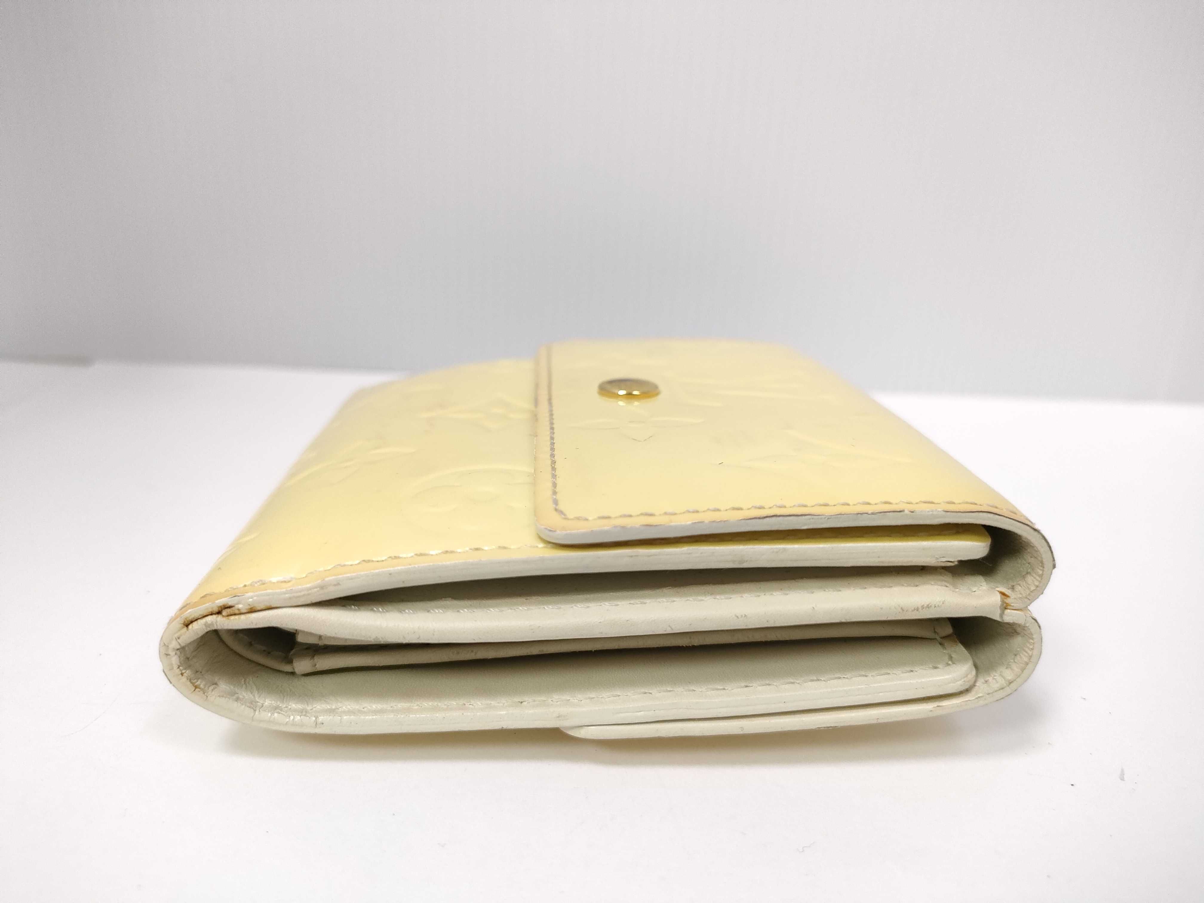 Vernis Folding Wallet — view 3