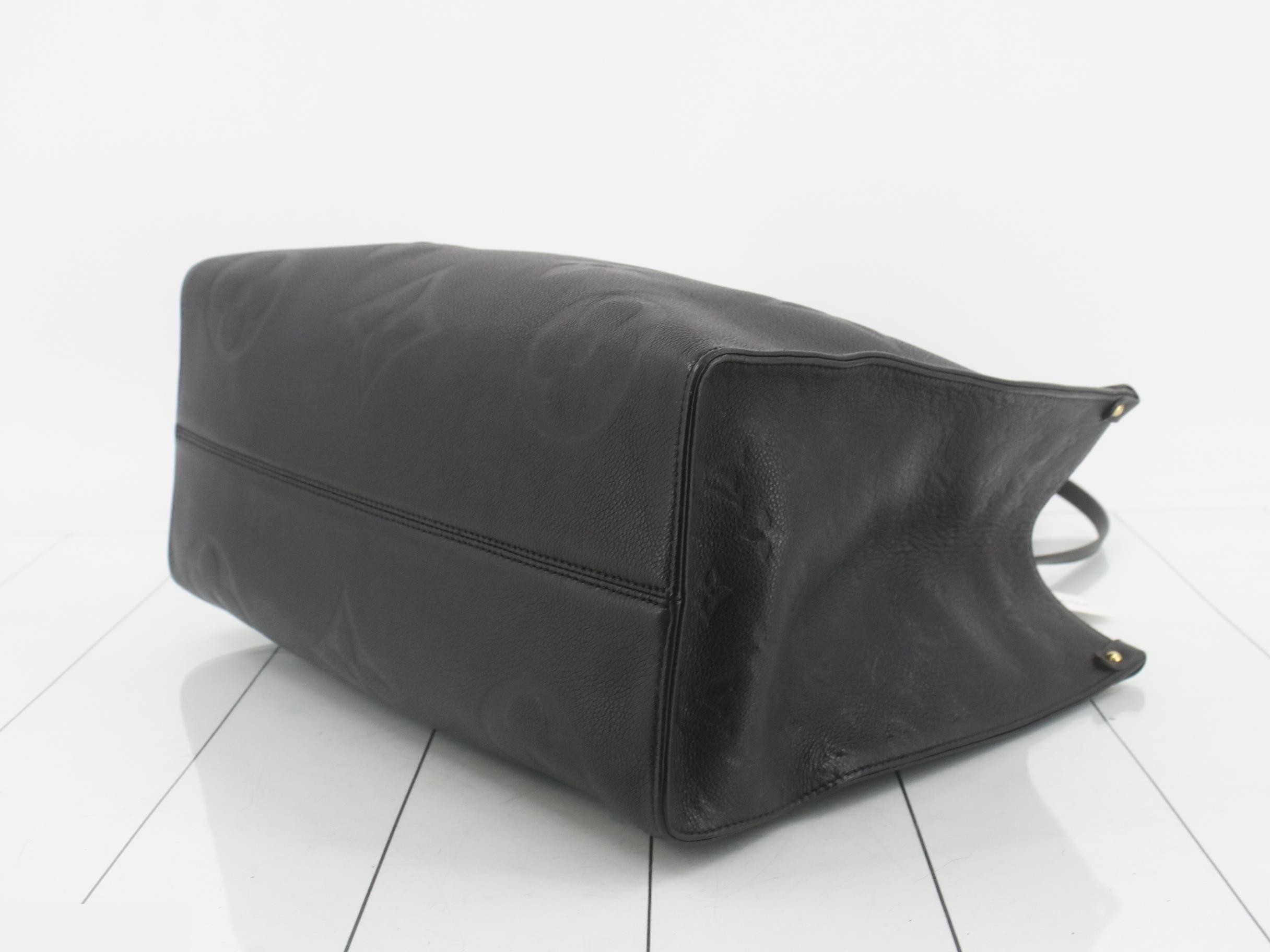 Monogram Empreinte OnTheGo GM Noir 2-Way Tote Bag — view 6