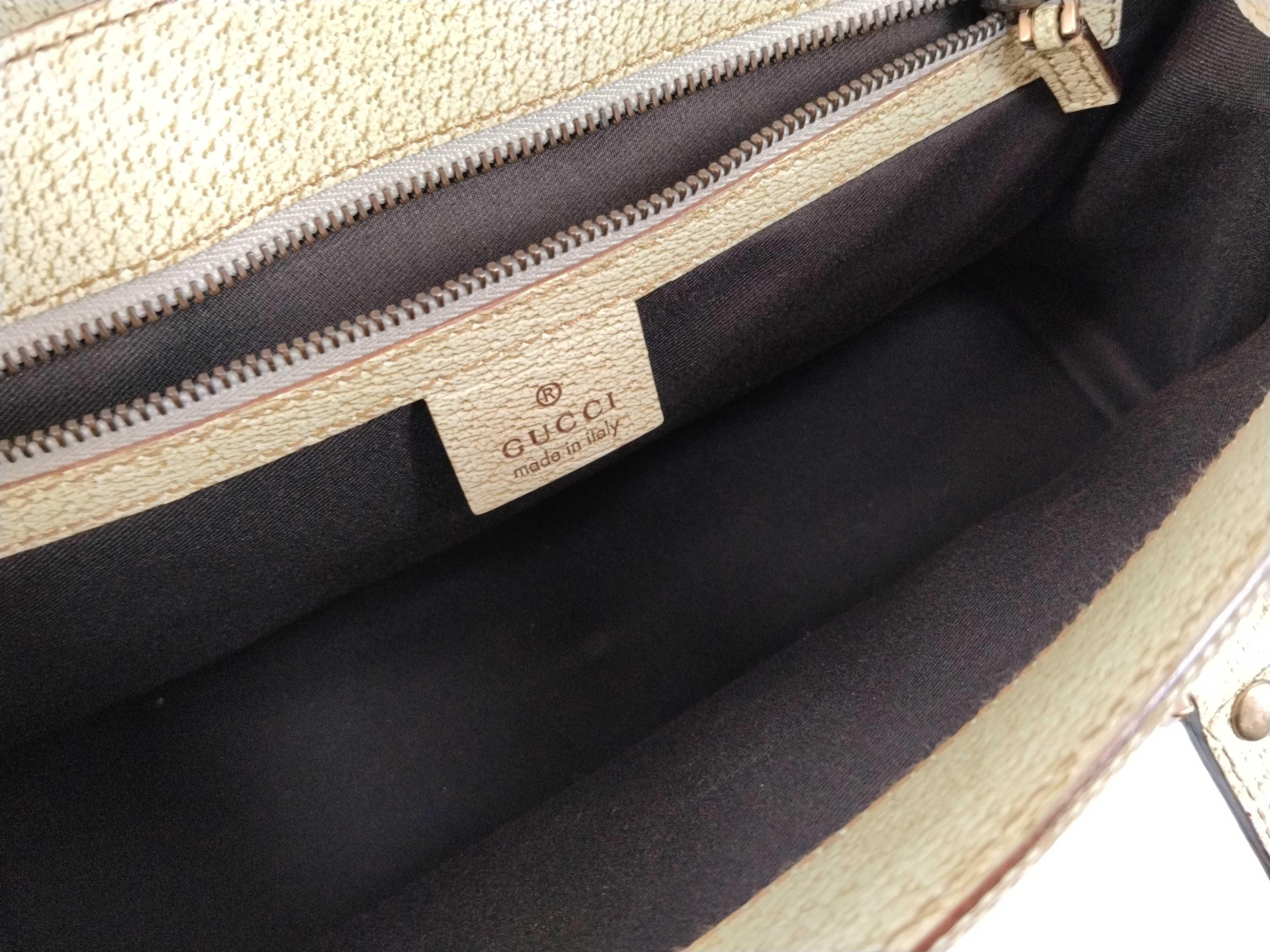 GG Canvas Bag Handbag — view 11