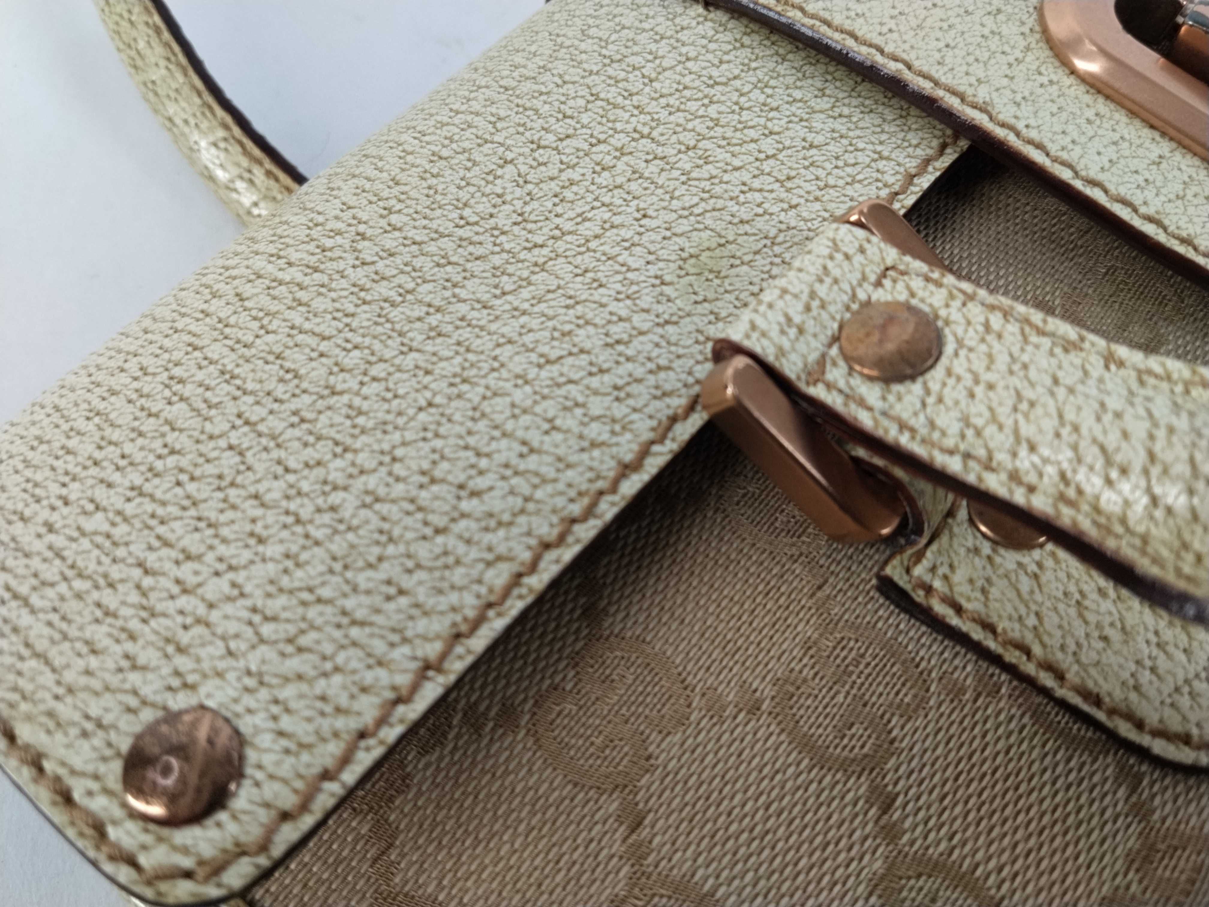 GG Canvas Bag Handbag — view 9