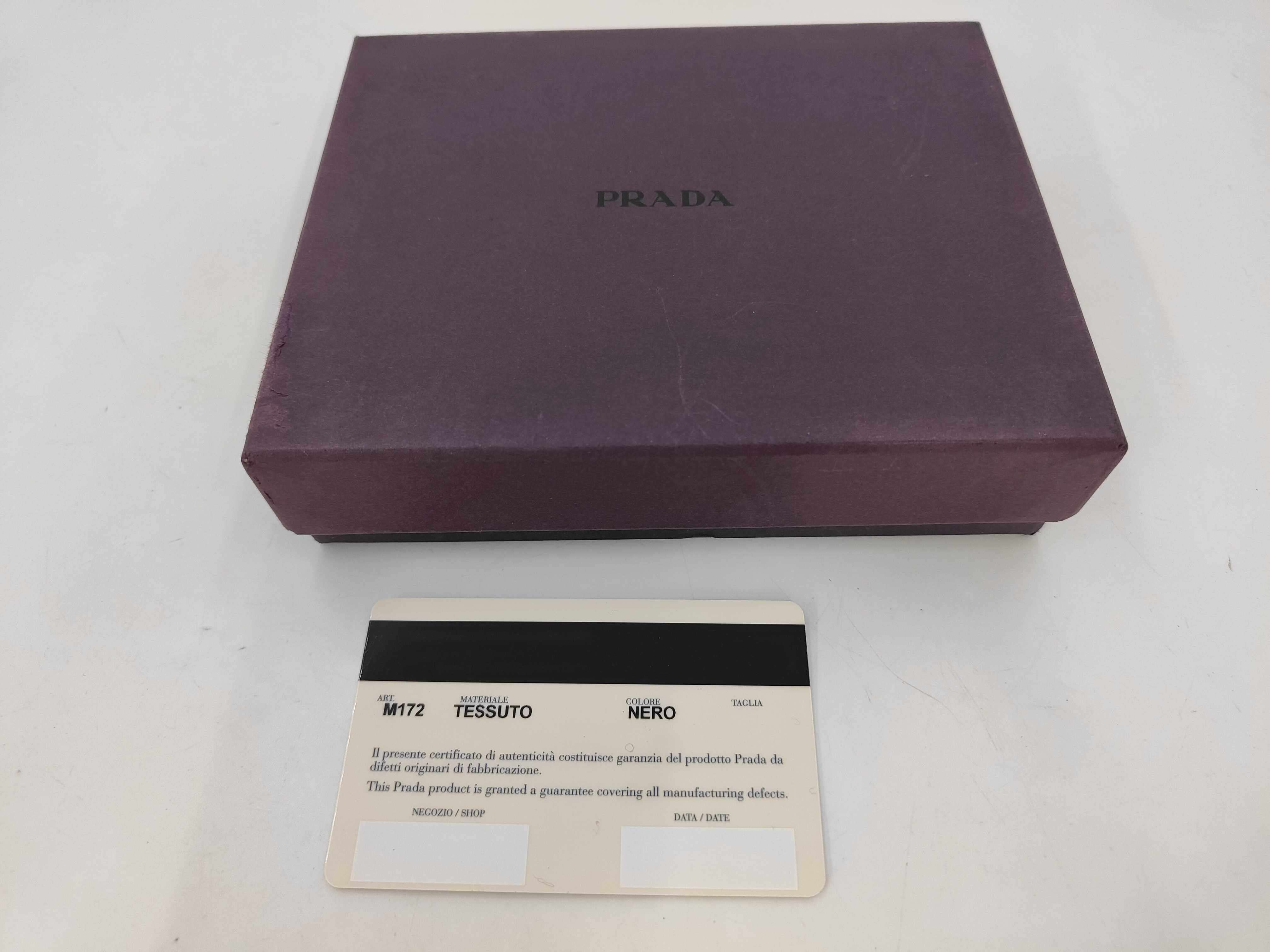 M172 Nylon Tri-fold Wallet, Black, with Box and Guarantee Card. — view 10