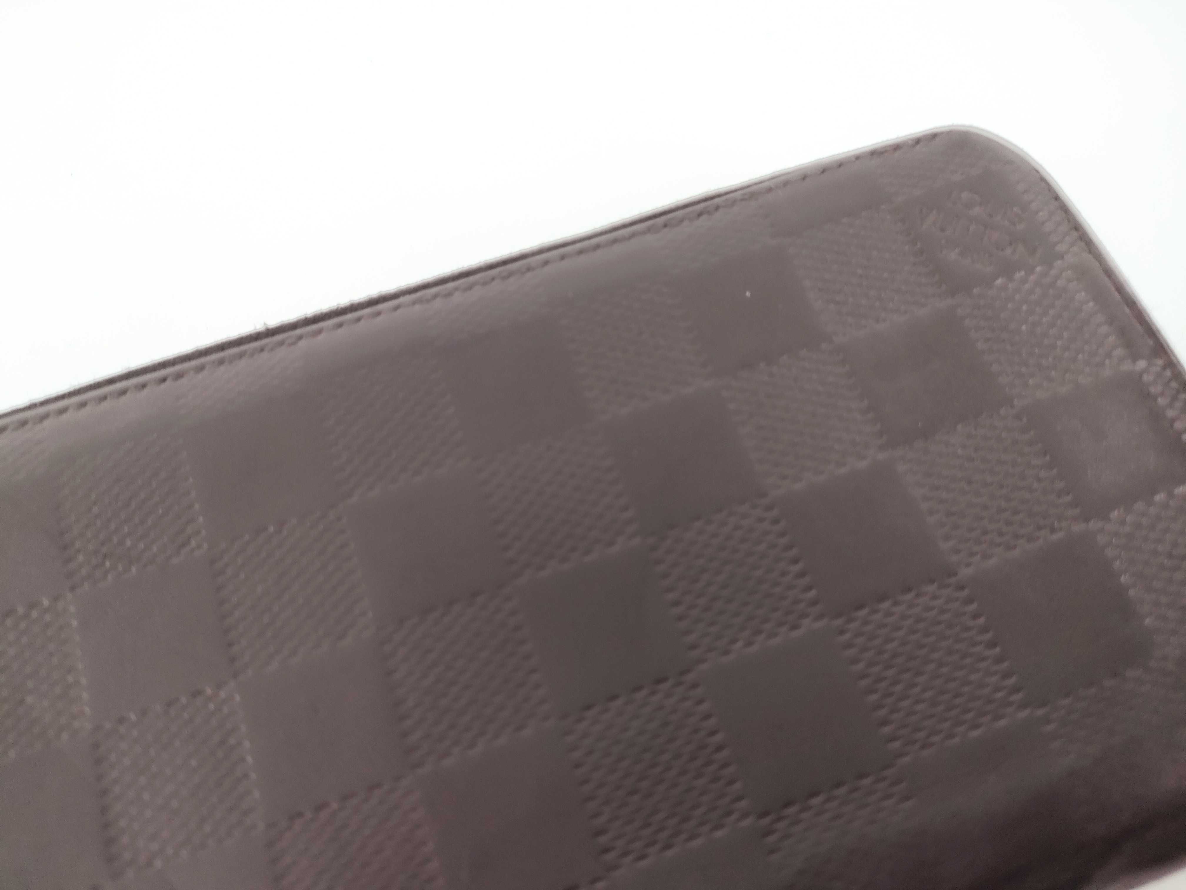 Damier Graphite Zippy Wallet N63548 — view 15