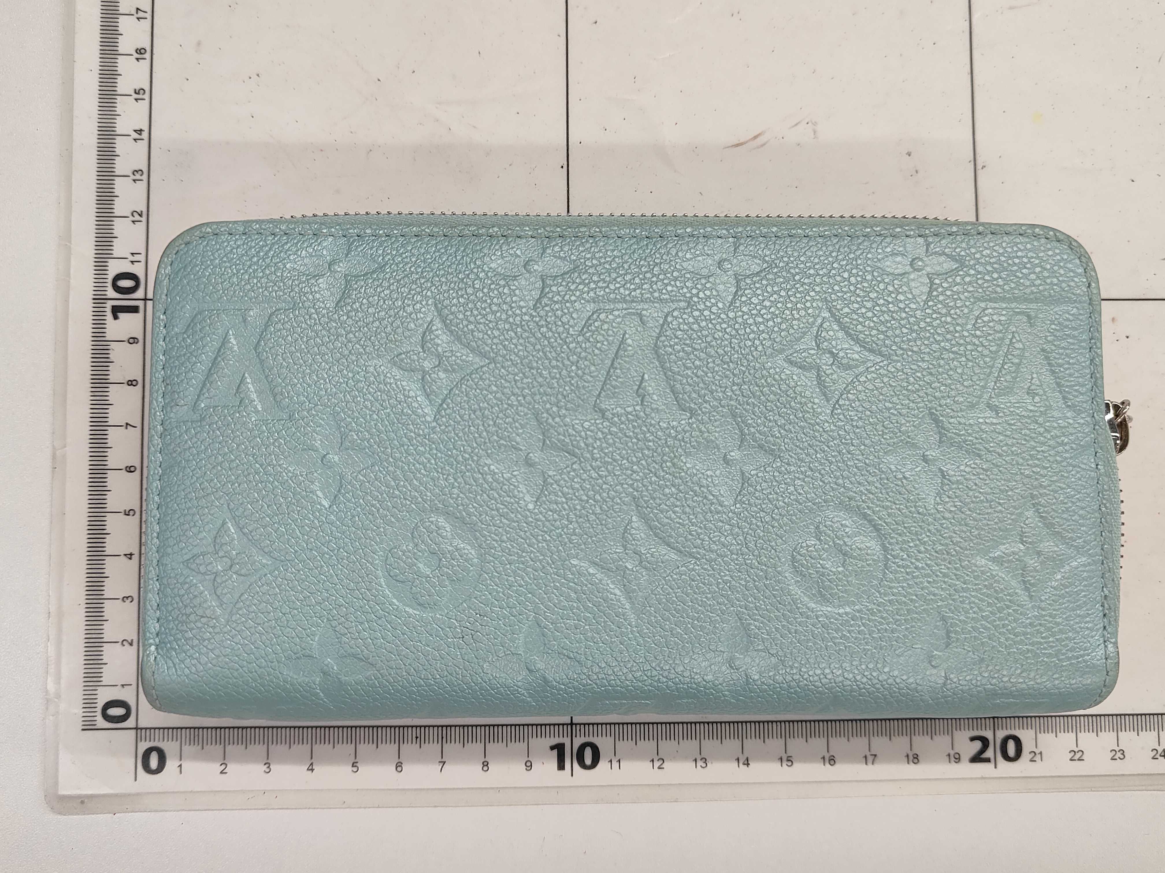 Azur Frost M12680 Monogram Empreinte Long Wallet RFID — view 2