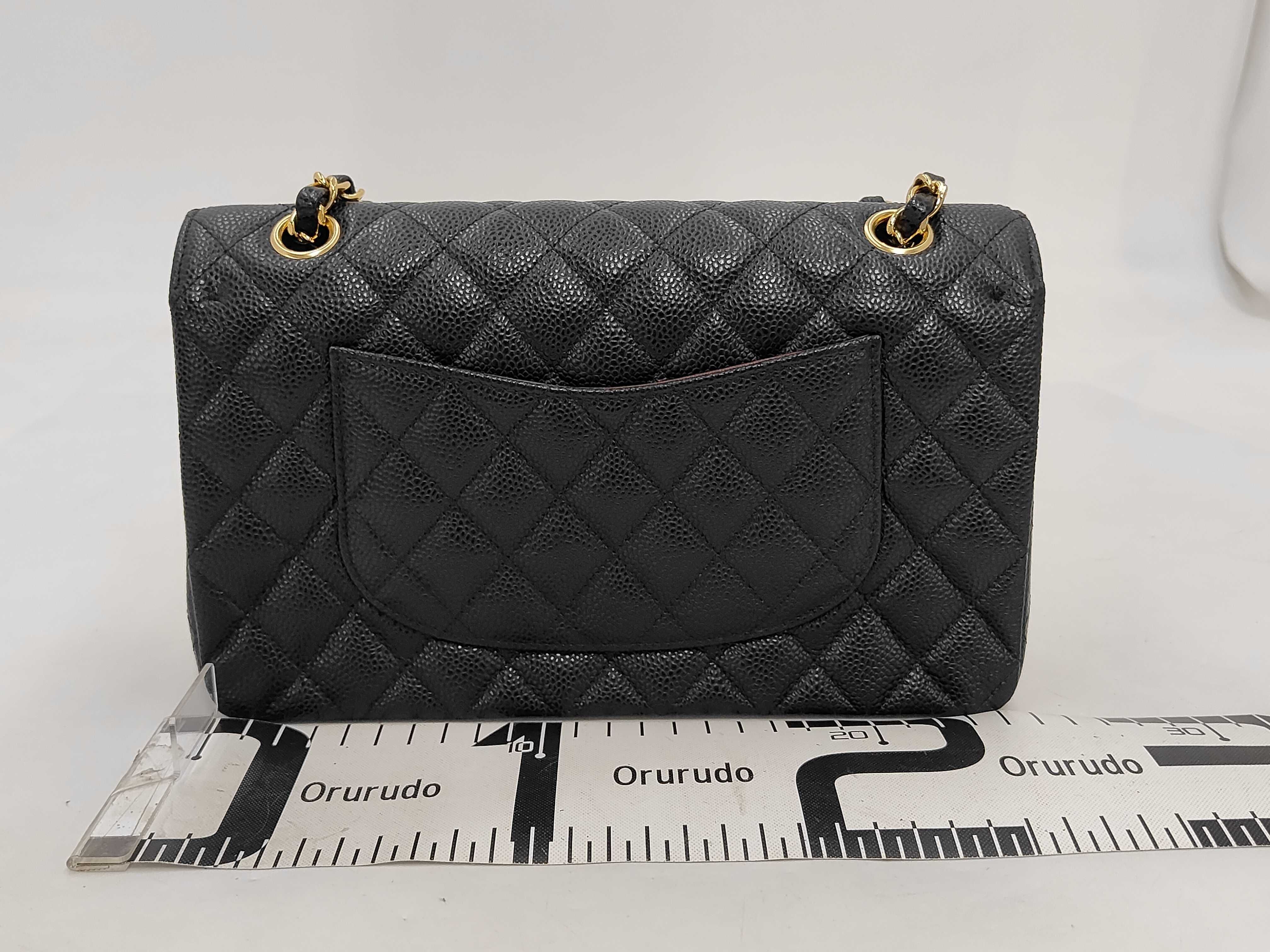 Matelassé 25 Double Flap Double Chain Caviar Shoulder Bag — view 2
