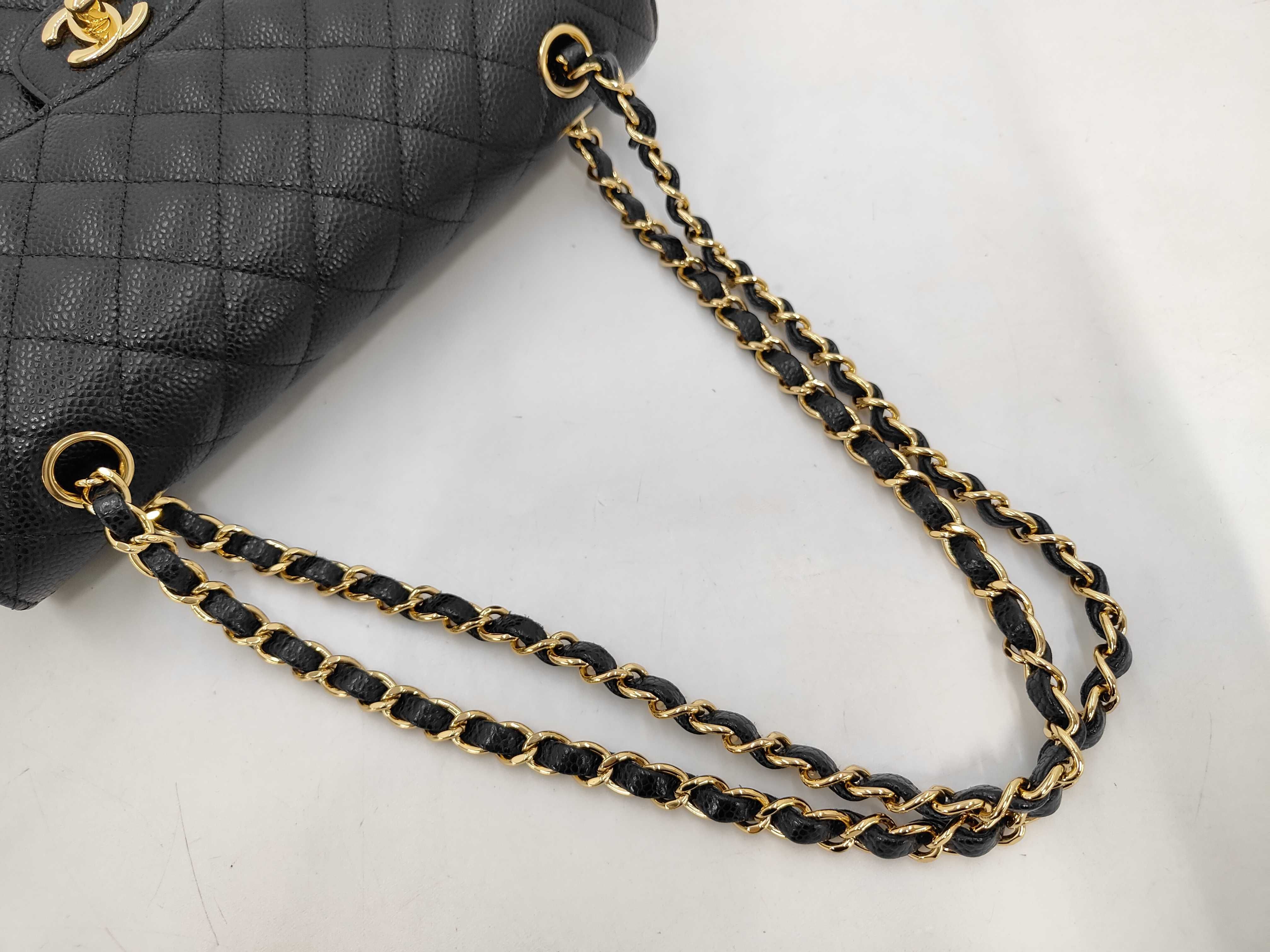 Matelassé 25 Double Flap Double Chain Caviar Shoulder Bag — view 5