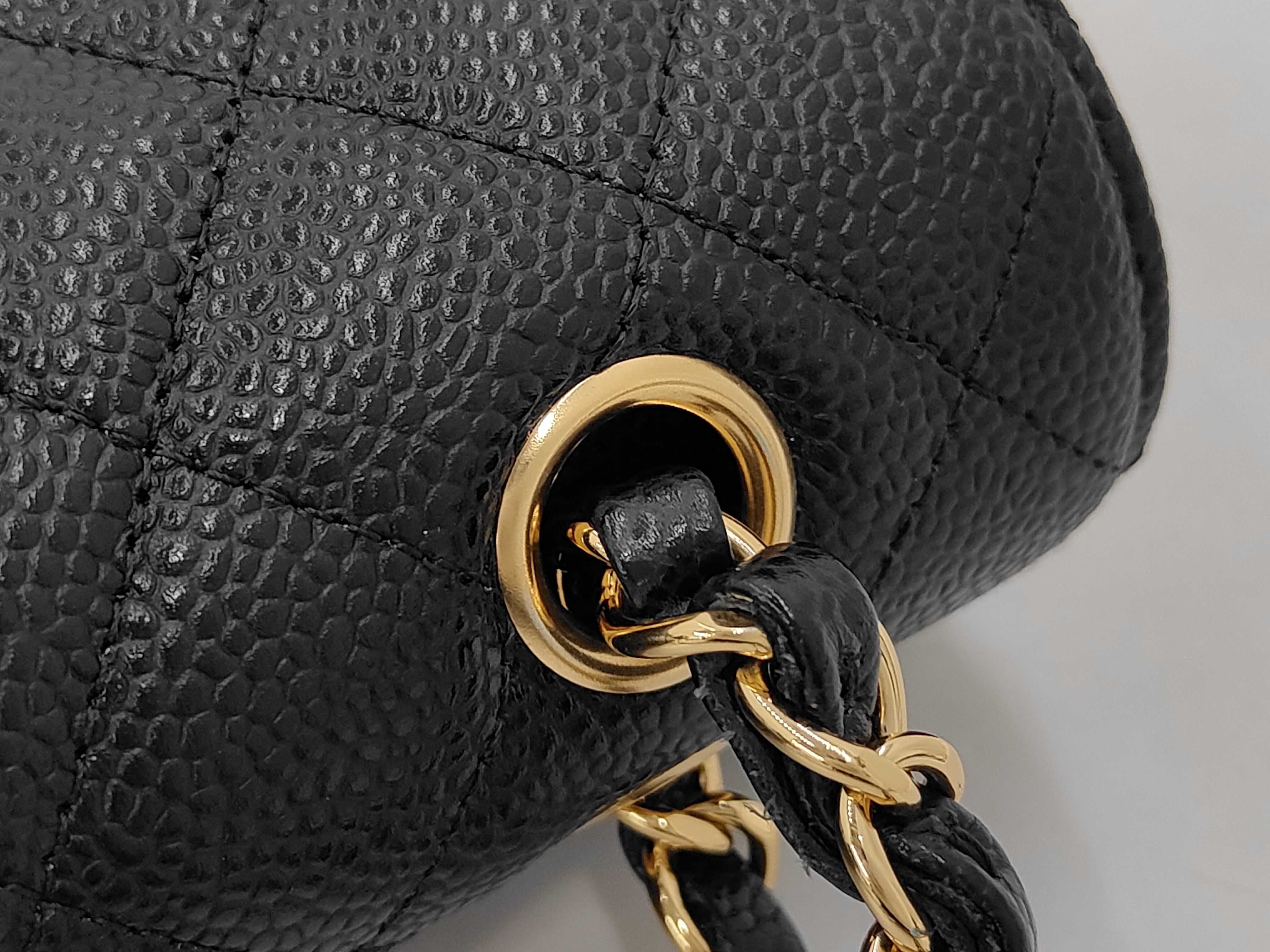 Matelassé 25 Double Flap Double Chain Caviar Shoulder Bag — view 7