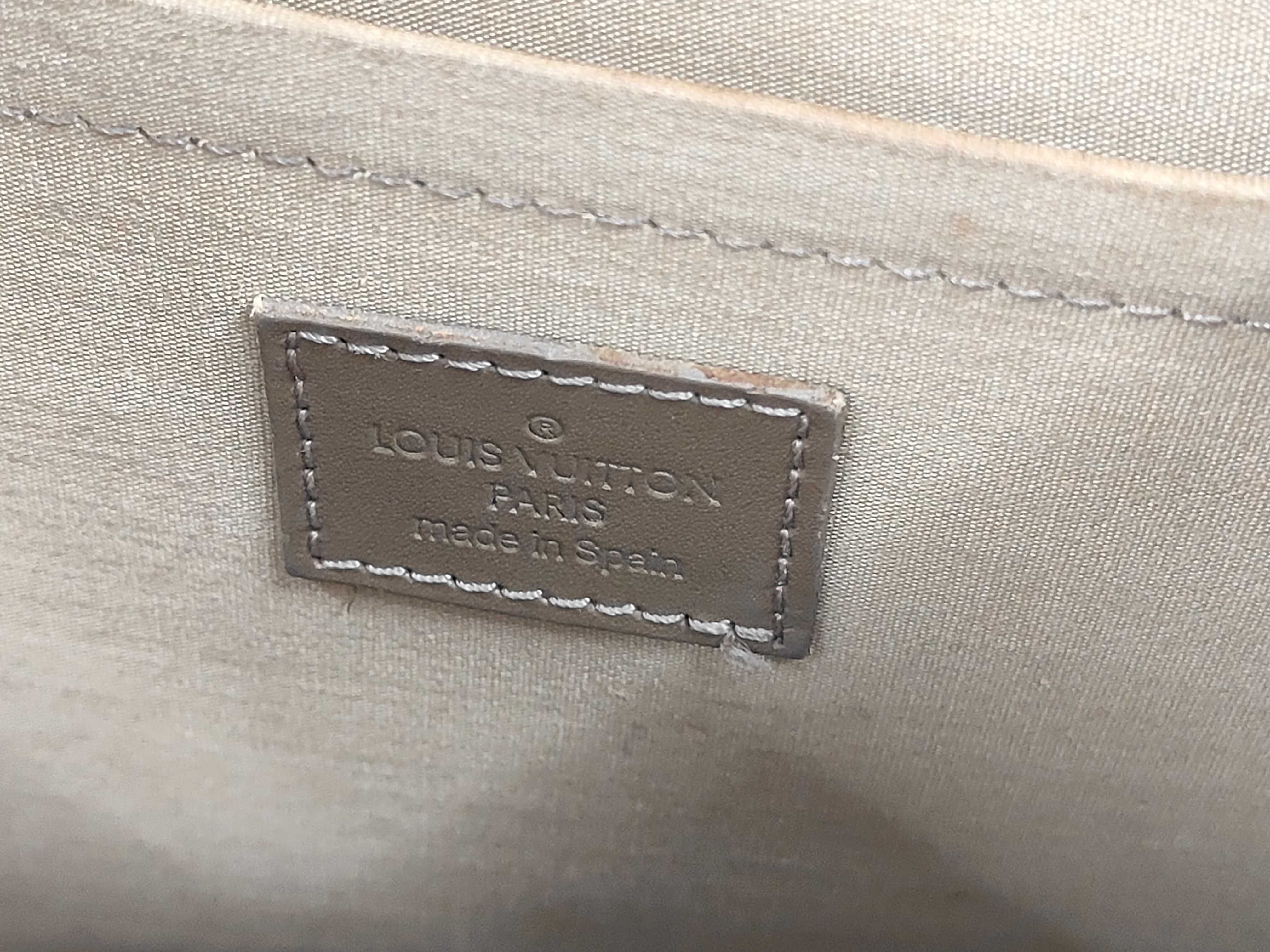 Epi Croisette PM Pepper M5249C LB1000 Shoulder Bag (with dust bag) — view 11