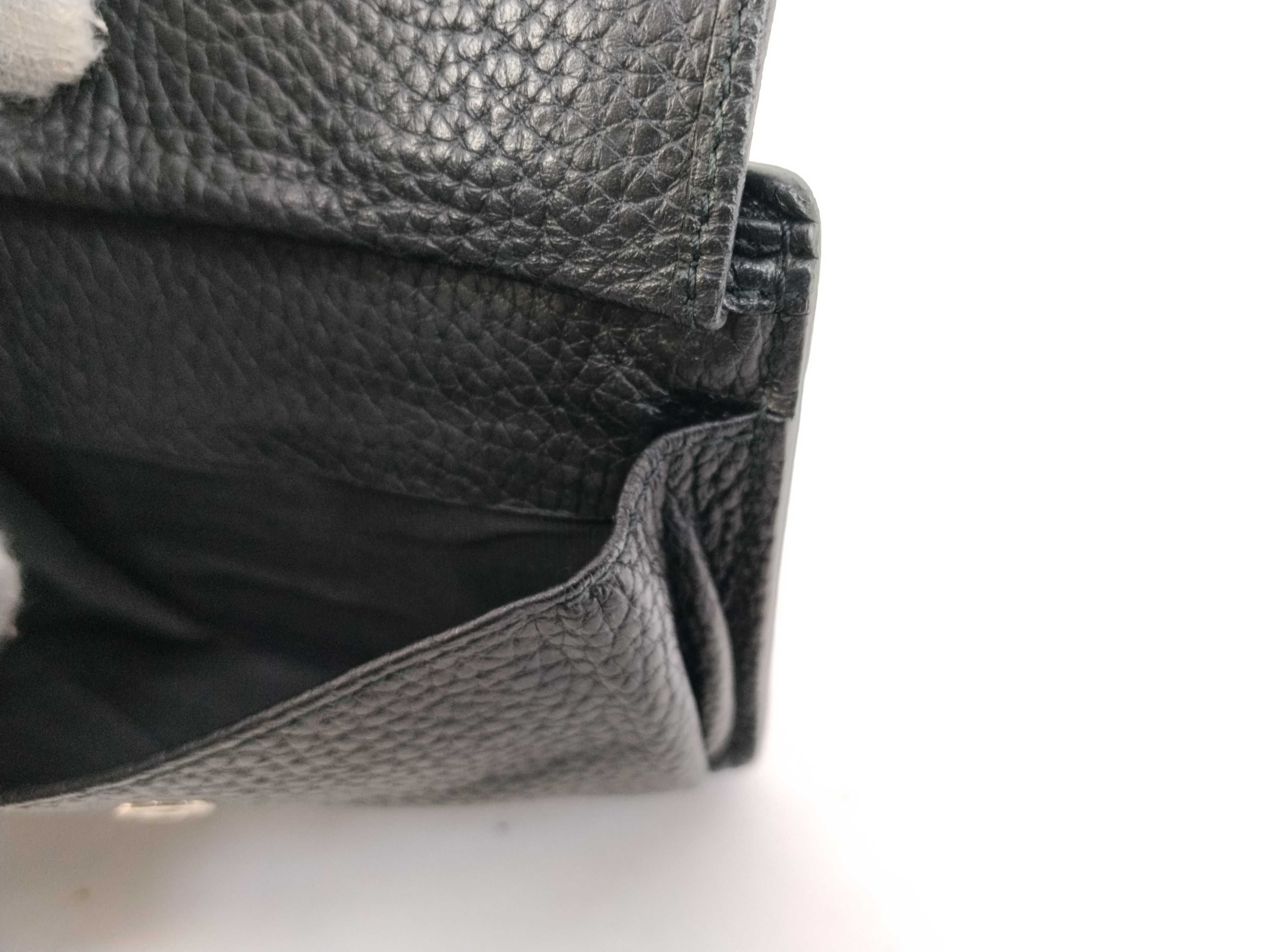wallet — view 12