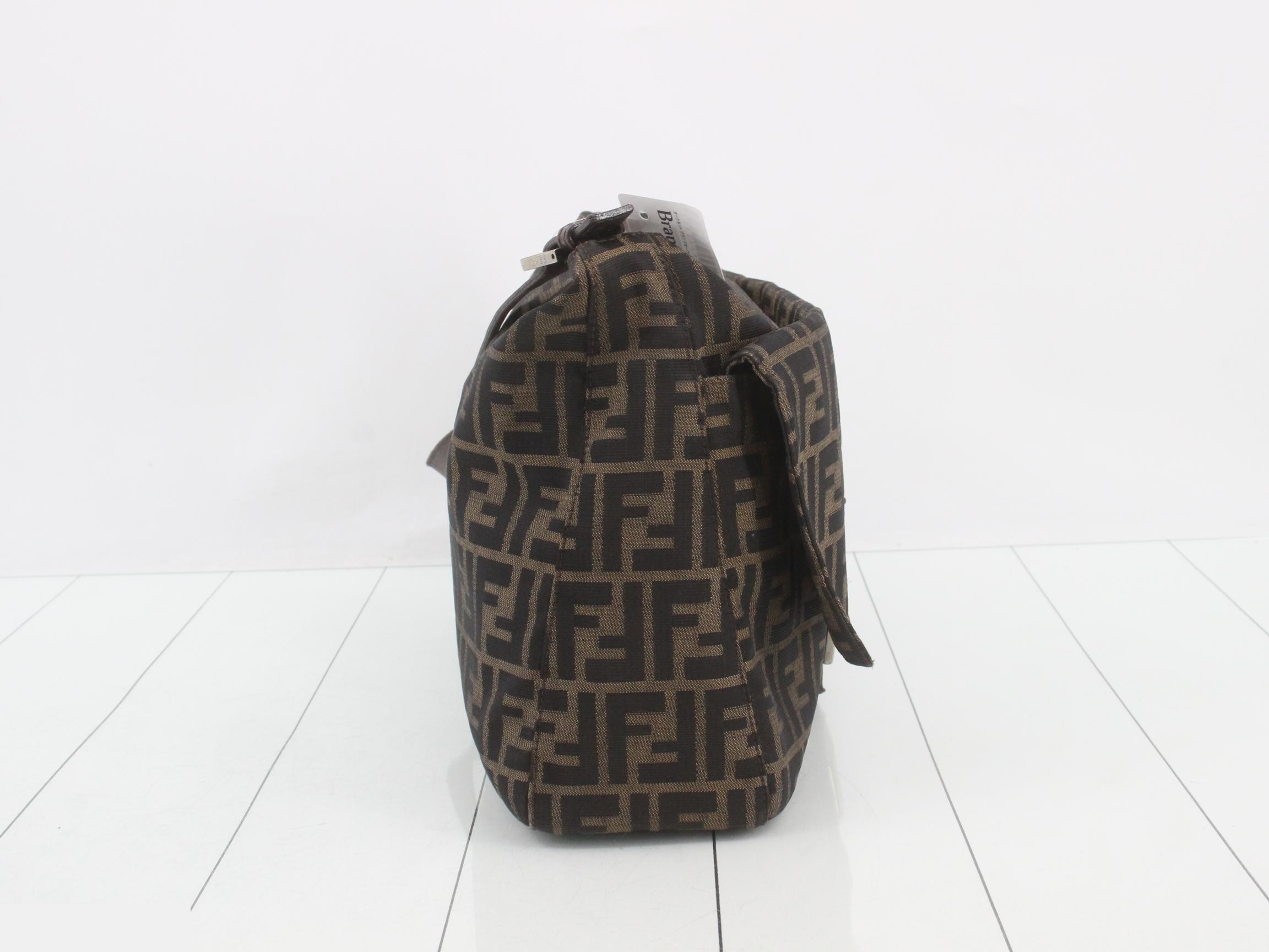 ZUCCA (Bag) - Mamma Bucket Shoulder Bag — view 4