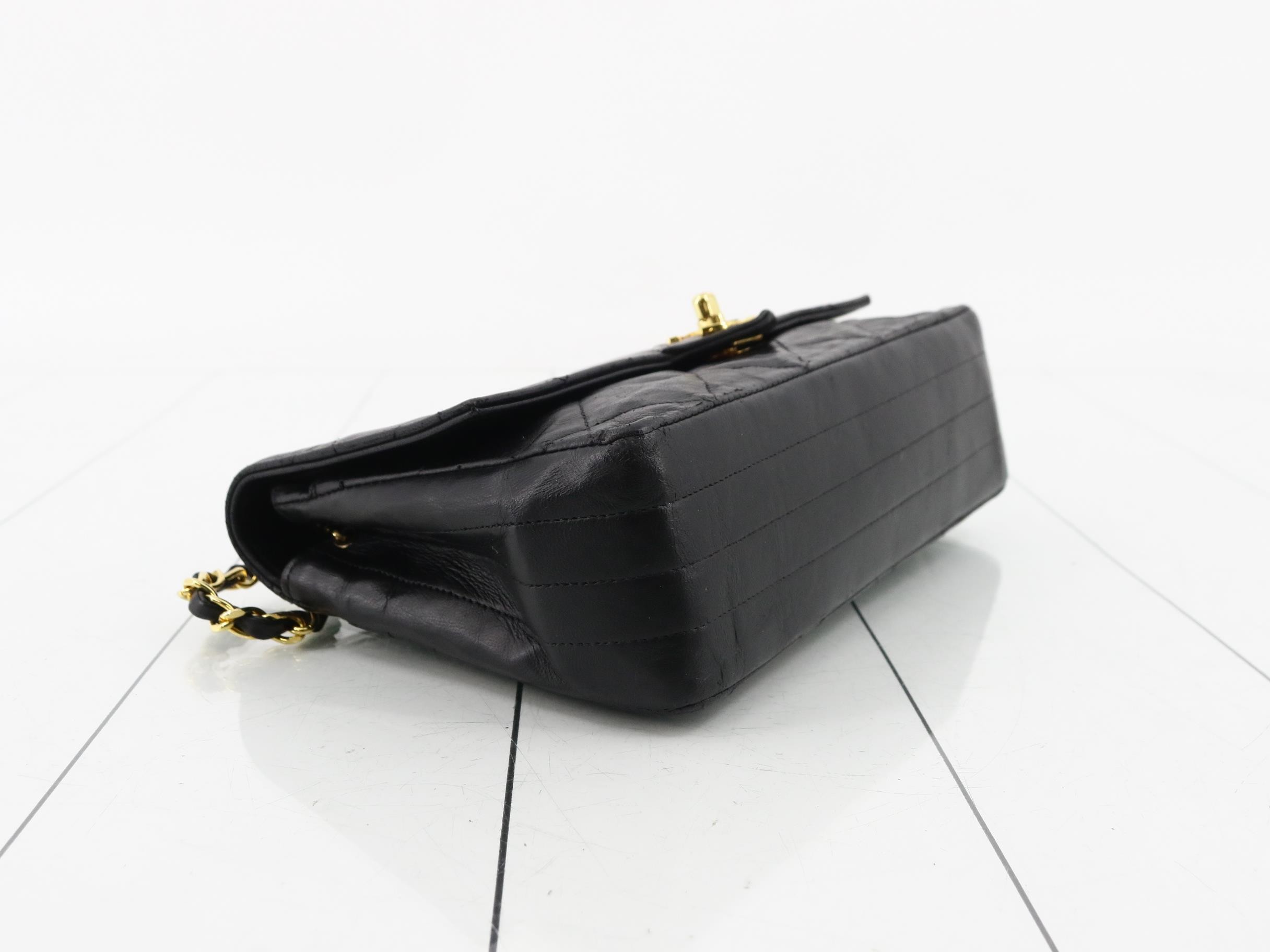Matelassé (bag) - Shoulder bag — view 5