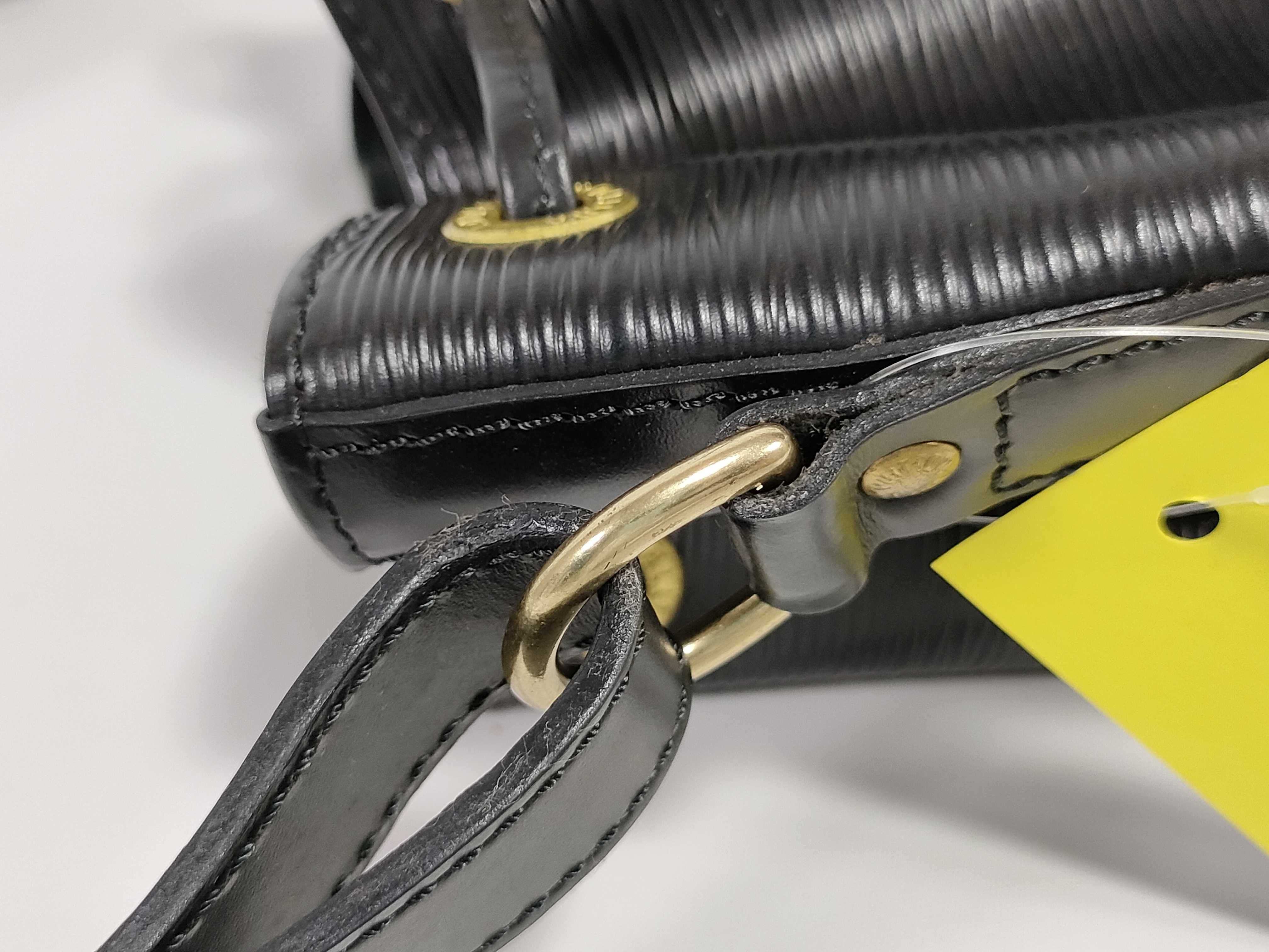 Epi Noe Noir Shoulder Bag — view 5