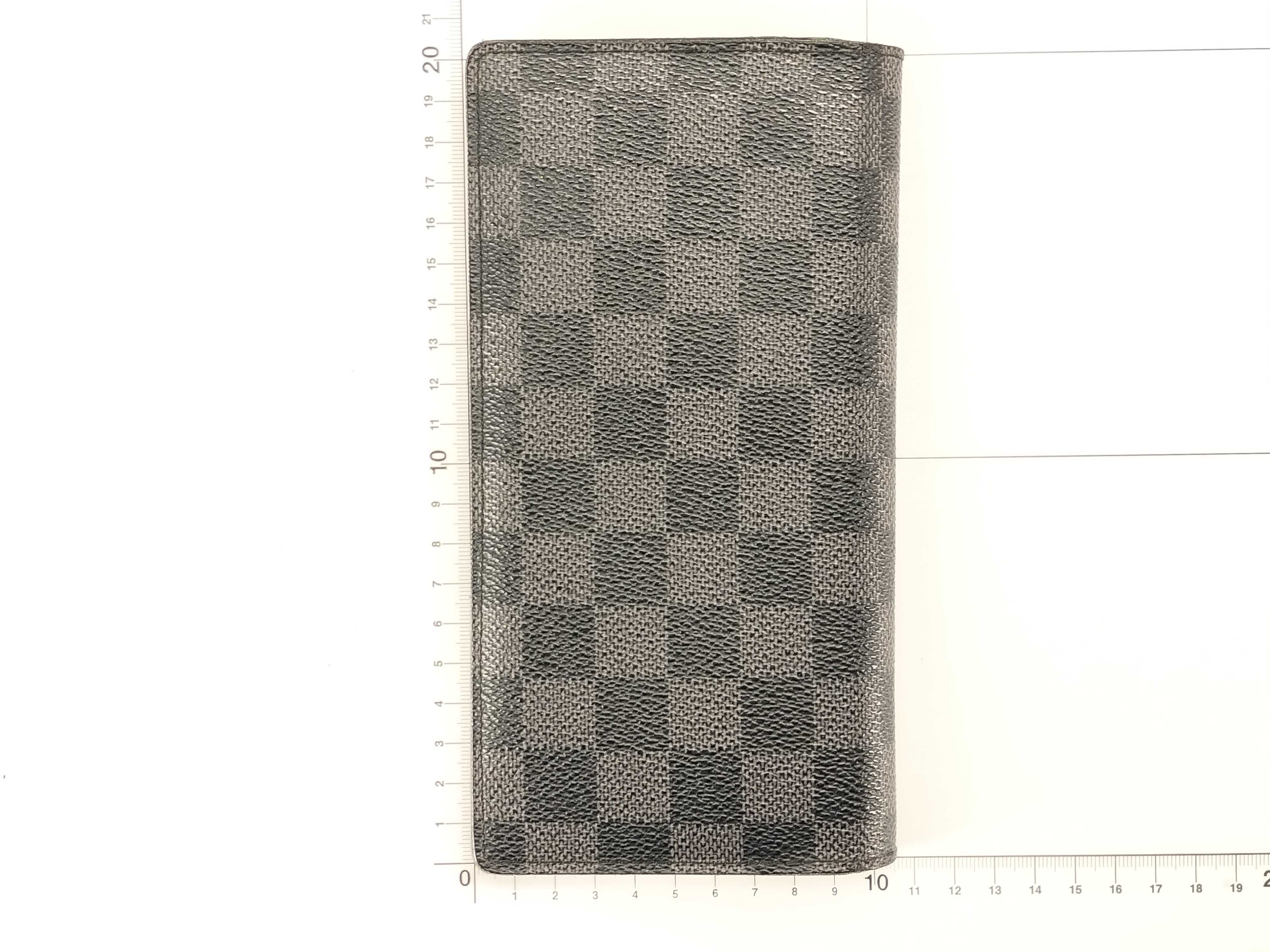 Damier Graphite Louis Vuitton N62665 Portefeuille Brazza Wallet — view 2