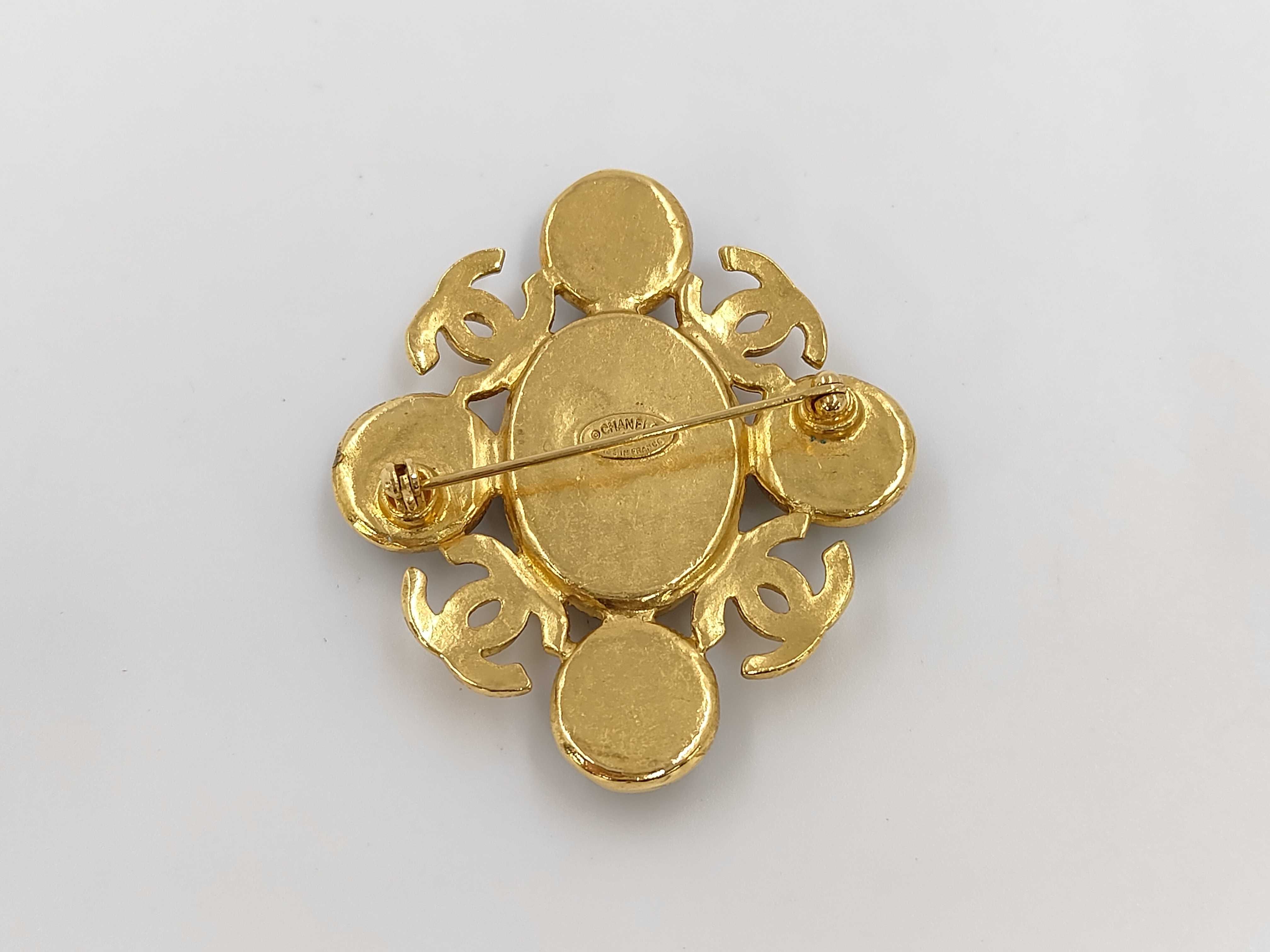 Gripoix Brooch — view 2