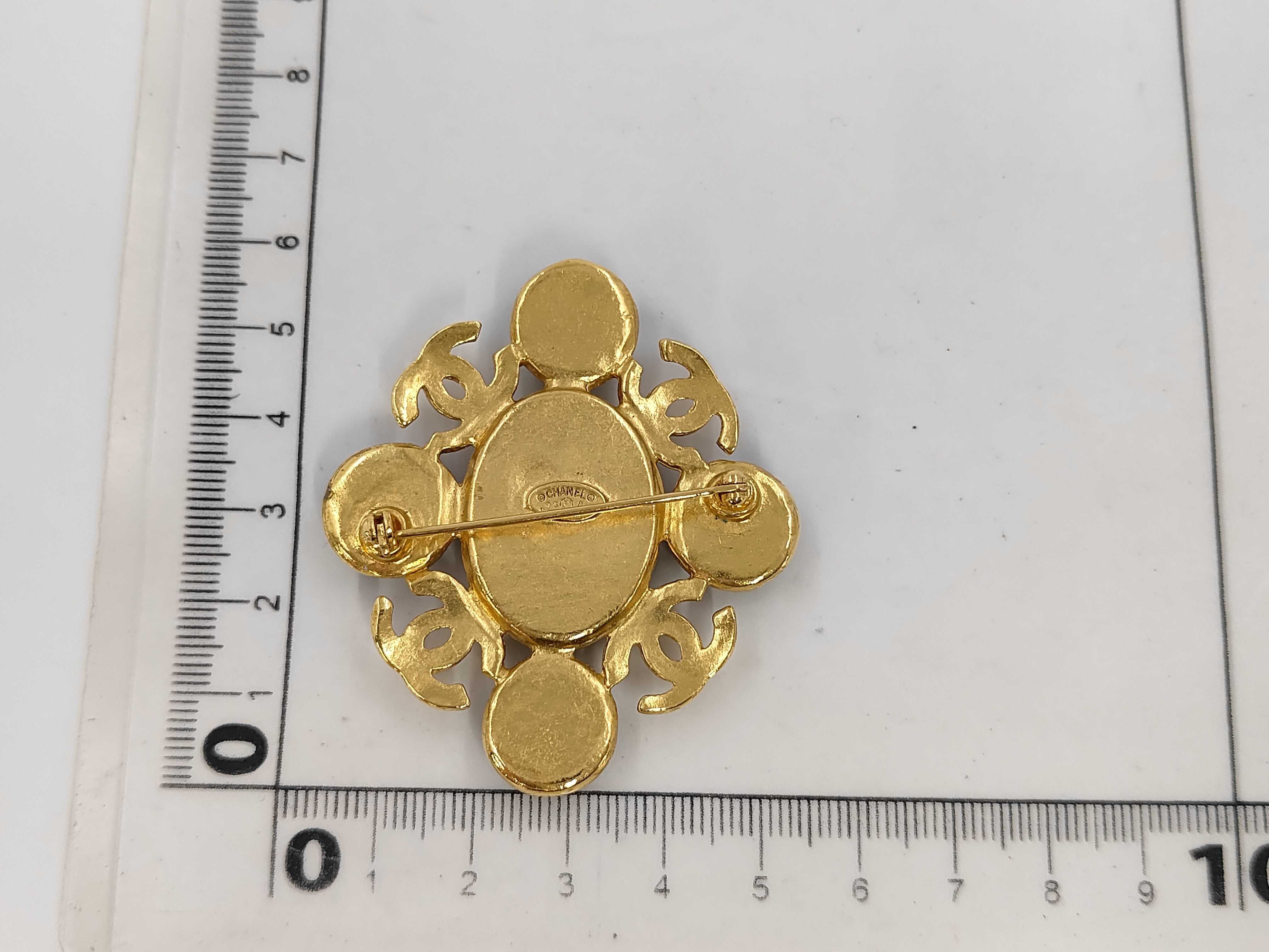 Gripoix Brooch — view 6