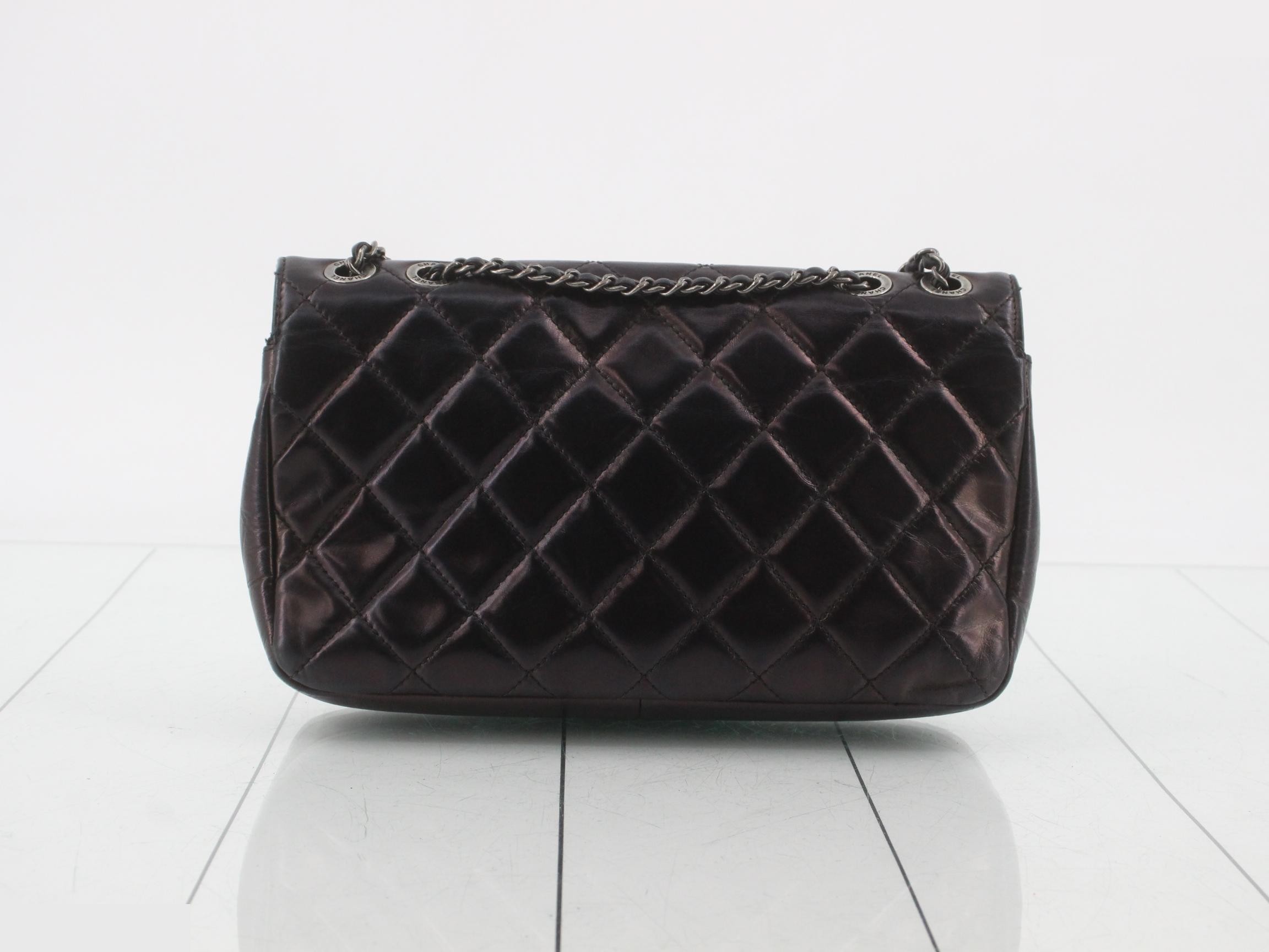 Matelassé (bag) - Shoulder bag — view 2