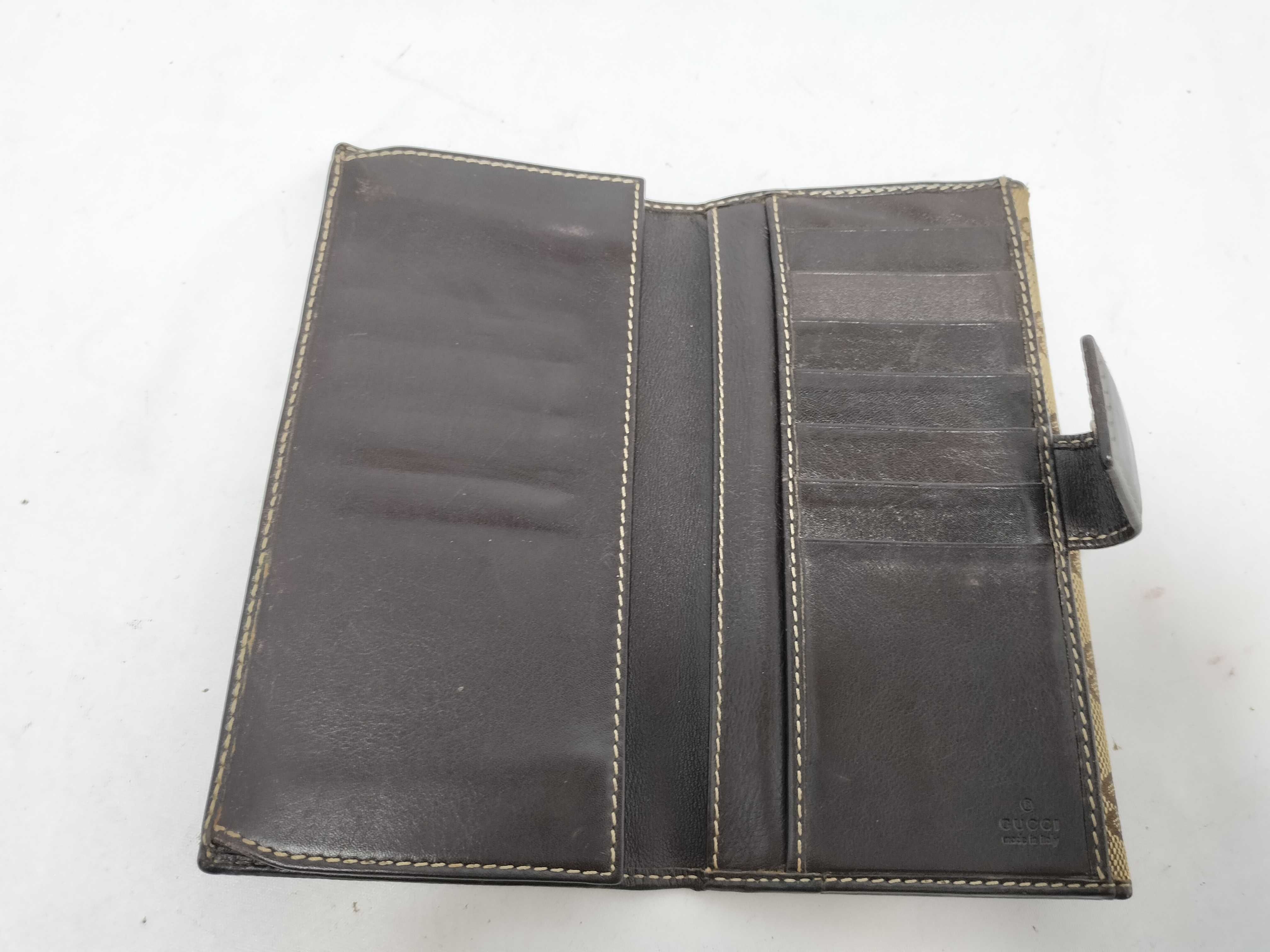 GG Canvas Gucci Interlocking GG Double Snap Wallet — view 12