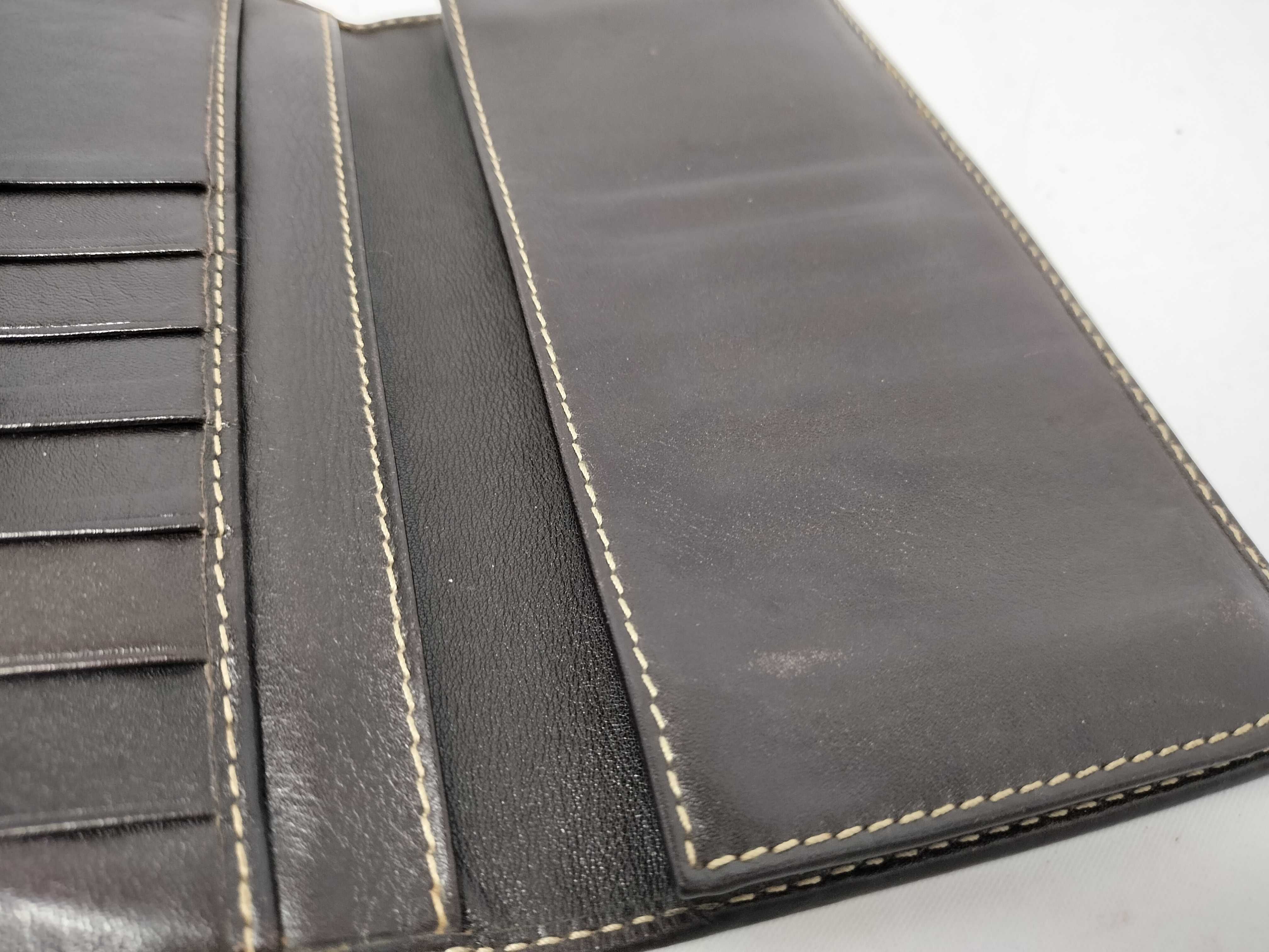 GG Canvas Gucci Interlocking GG Double Snap Wallet — view 14