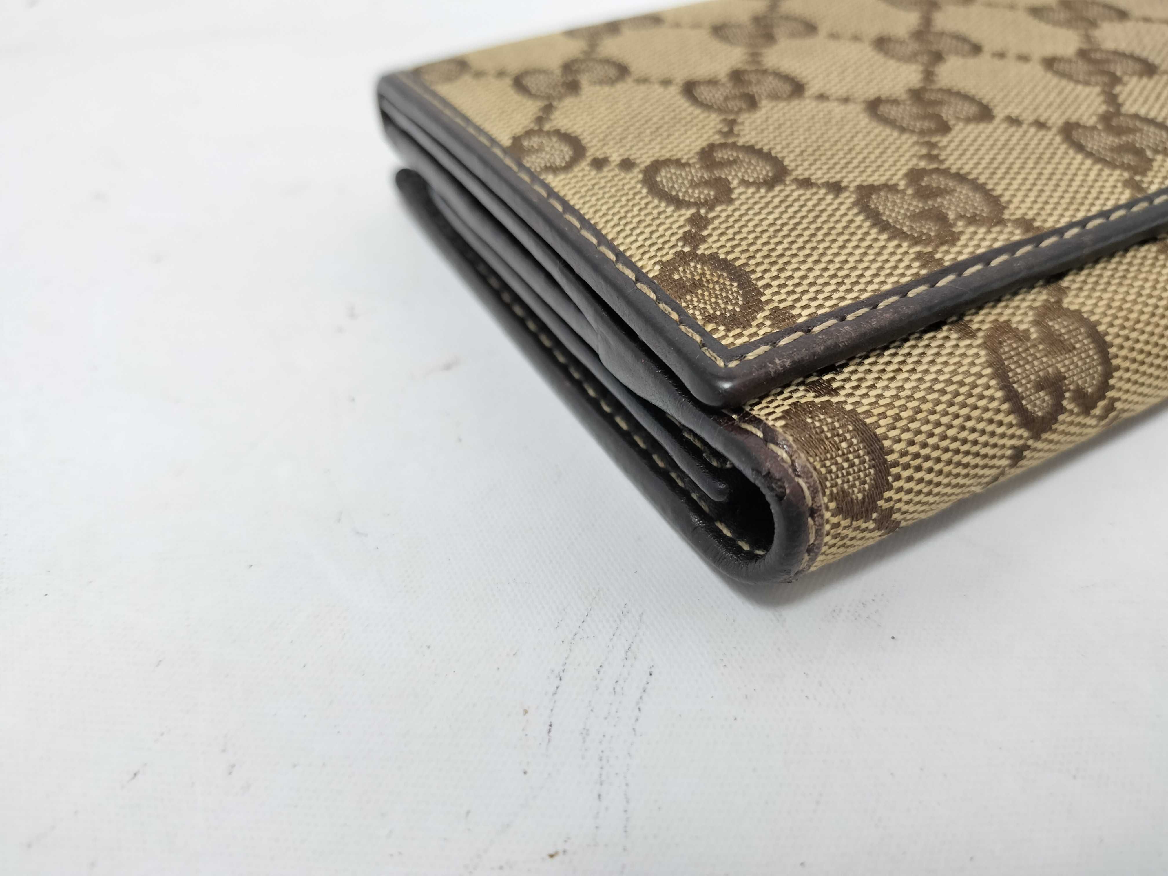 GG Canvas Gucci Interlocking GG Double Snap Wallet — view 6