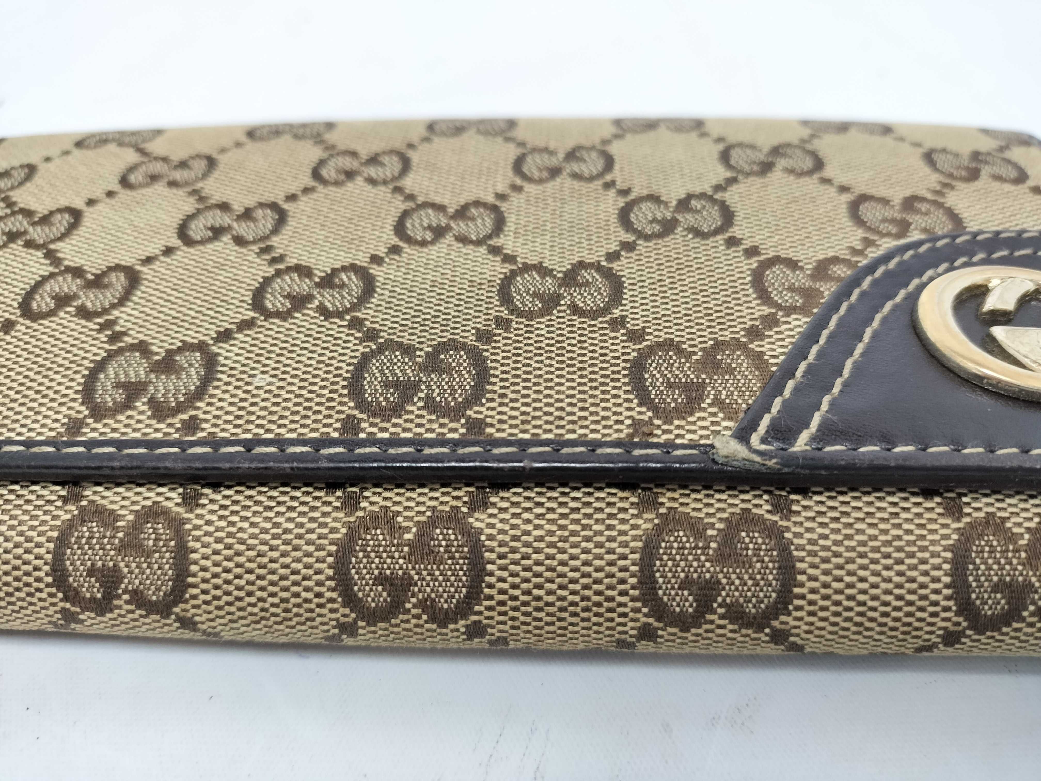 GG Canvas Gucci Interlocking GG Double Snap Wallet — view 7
