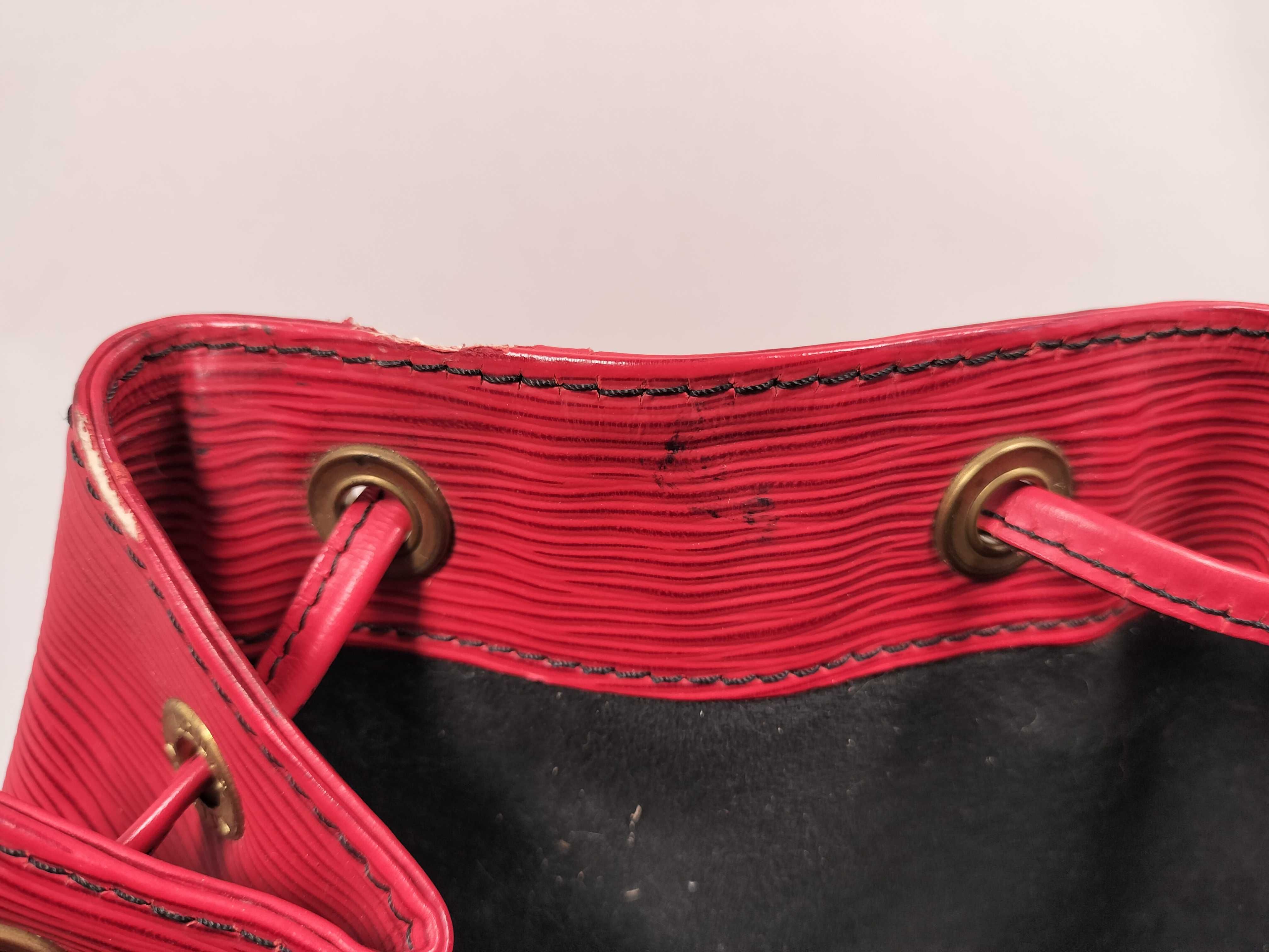 Epi Louis Vuitton Petit Noé Epi Shoulder Bag Epi Leather Red M59007 Shoulder Bag — view 14