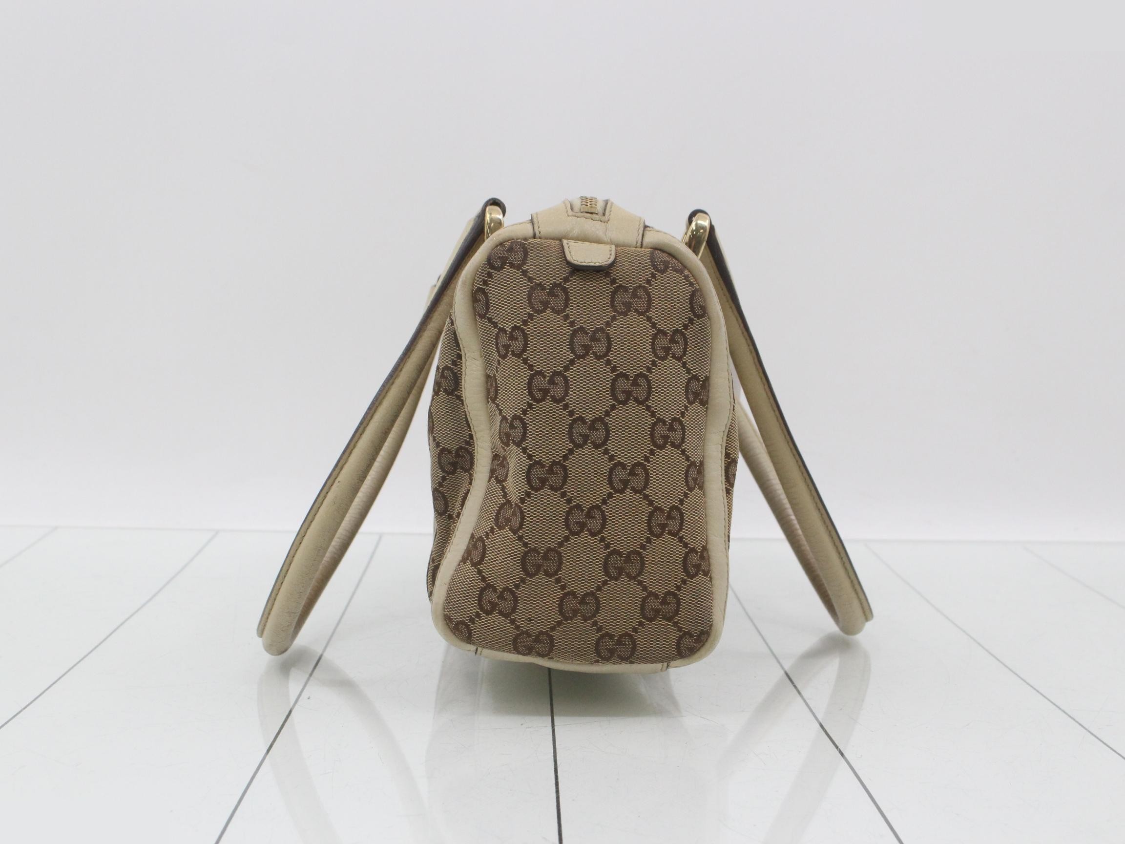 GG Canvas Handbag 130942 — view 3