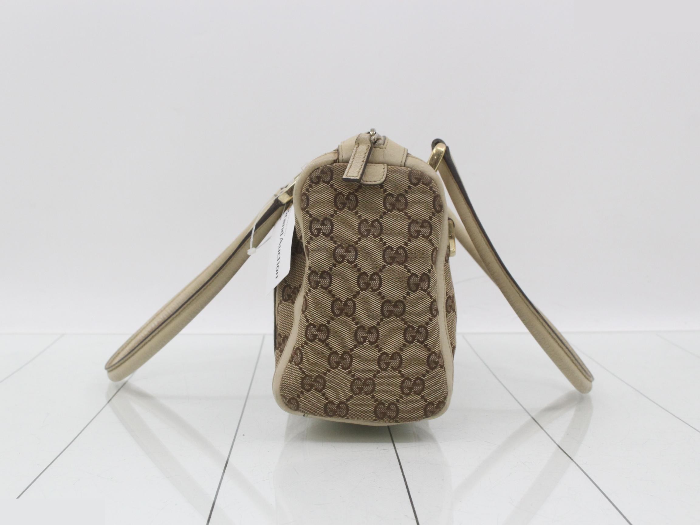 GG Canvas Handbag 130942 — view 4