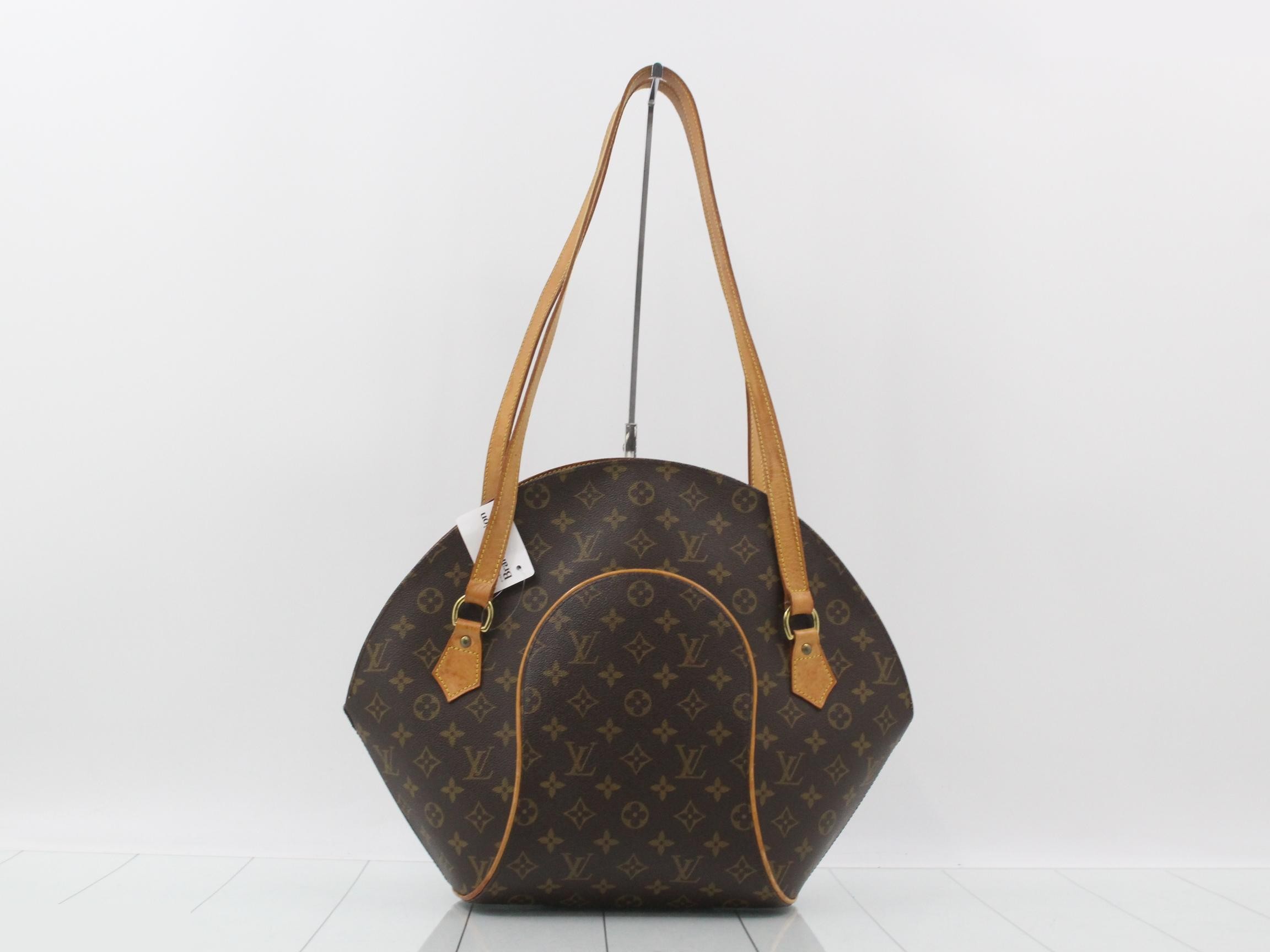 Monogram Ellipse Shopping — view 2