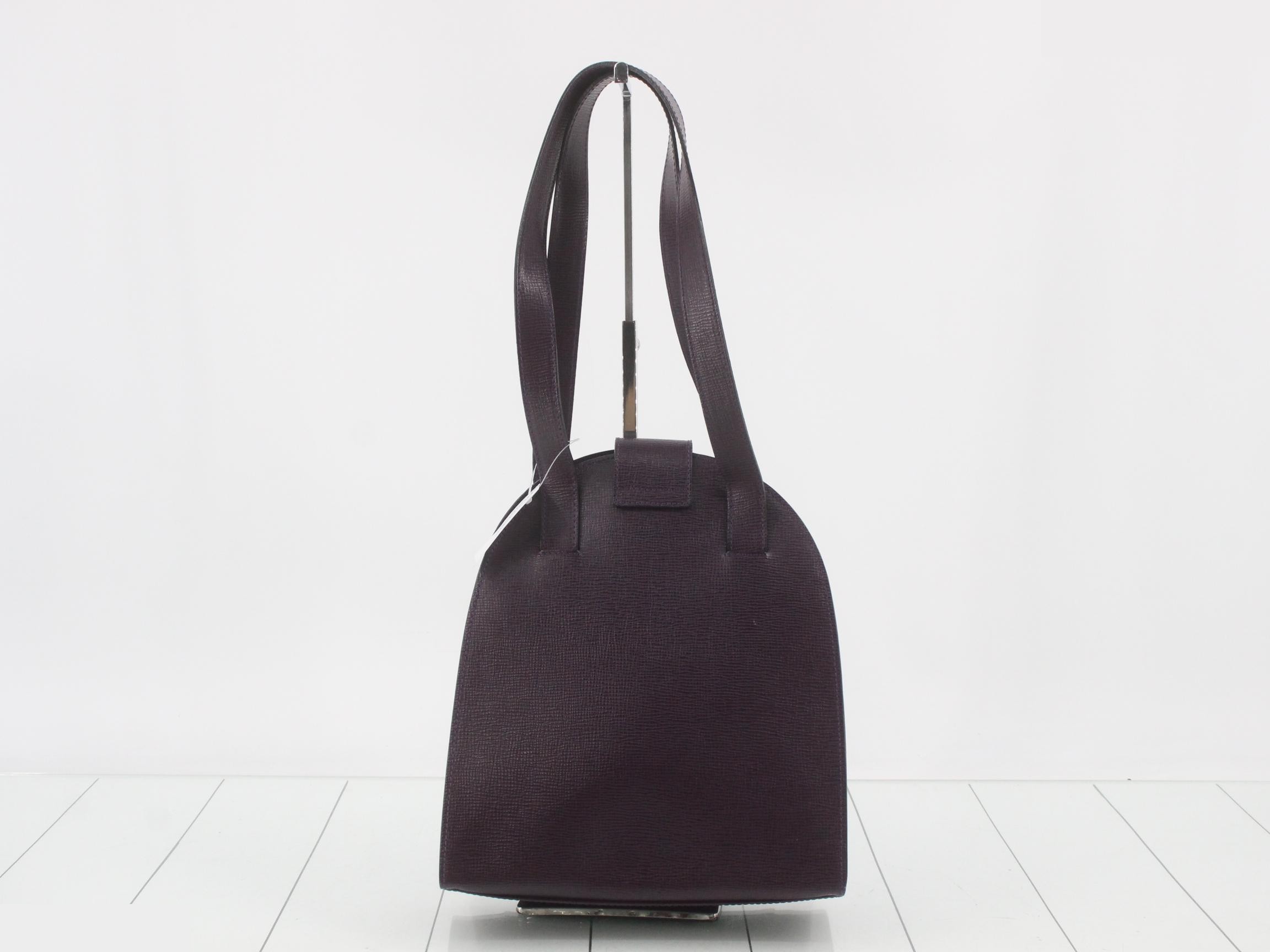 Leather handbag — view 2