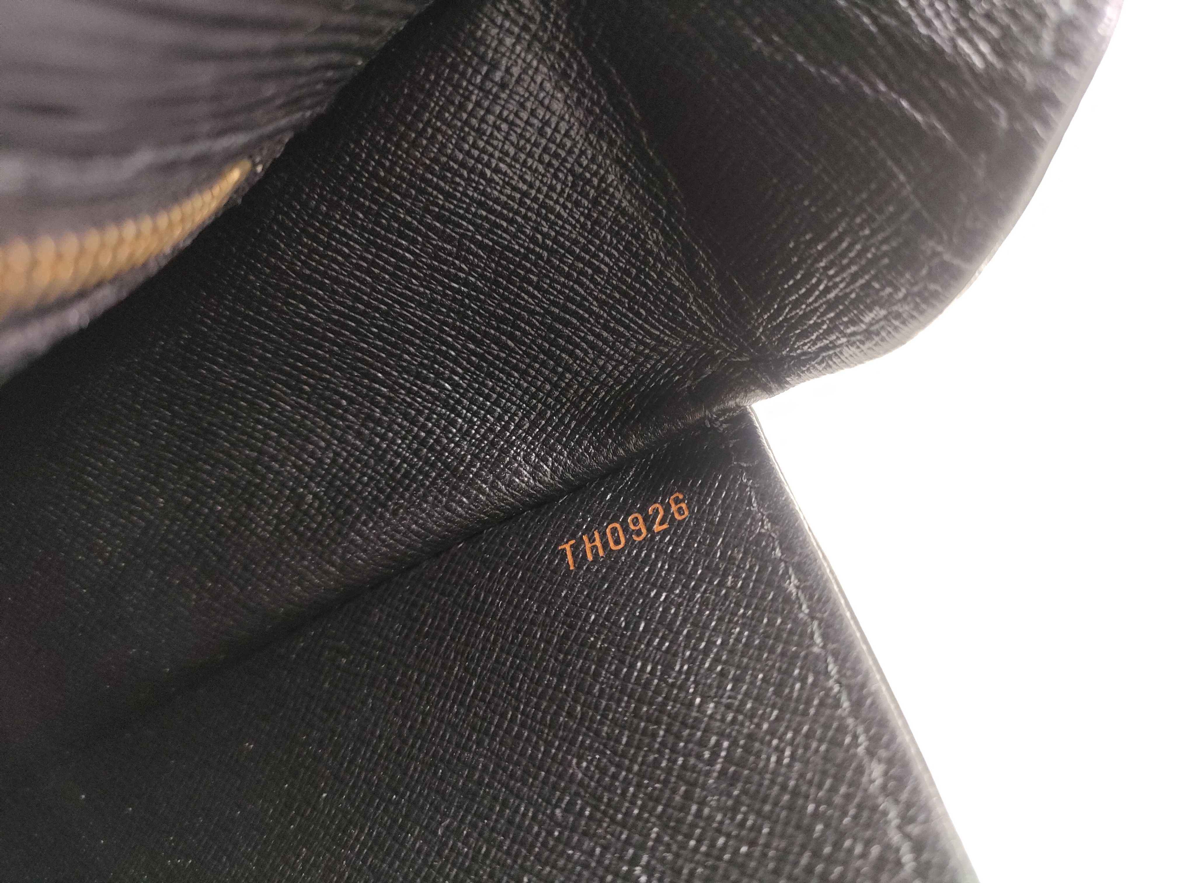 Epi Saint Cloud M52192 Shoulder Bag — view 15