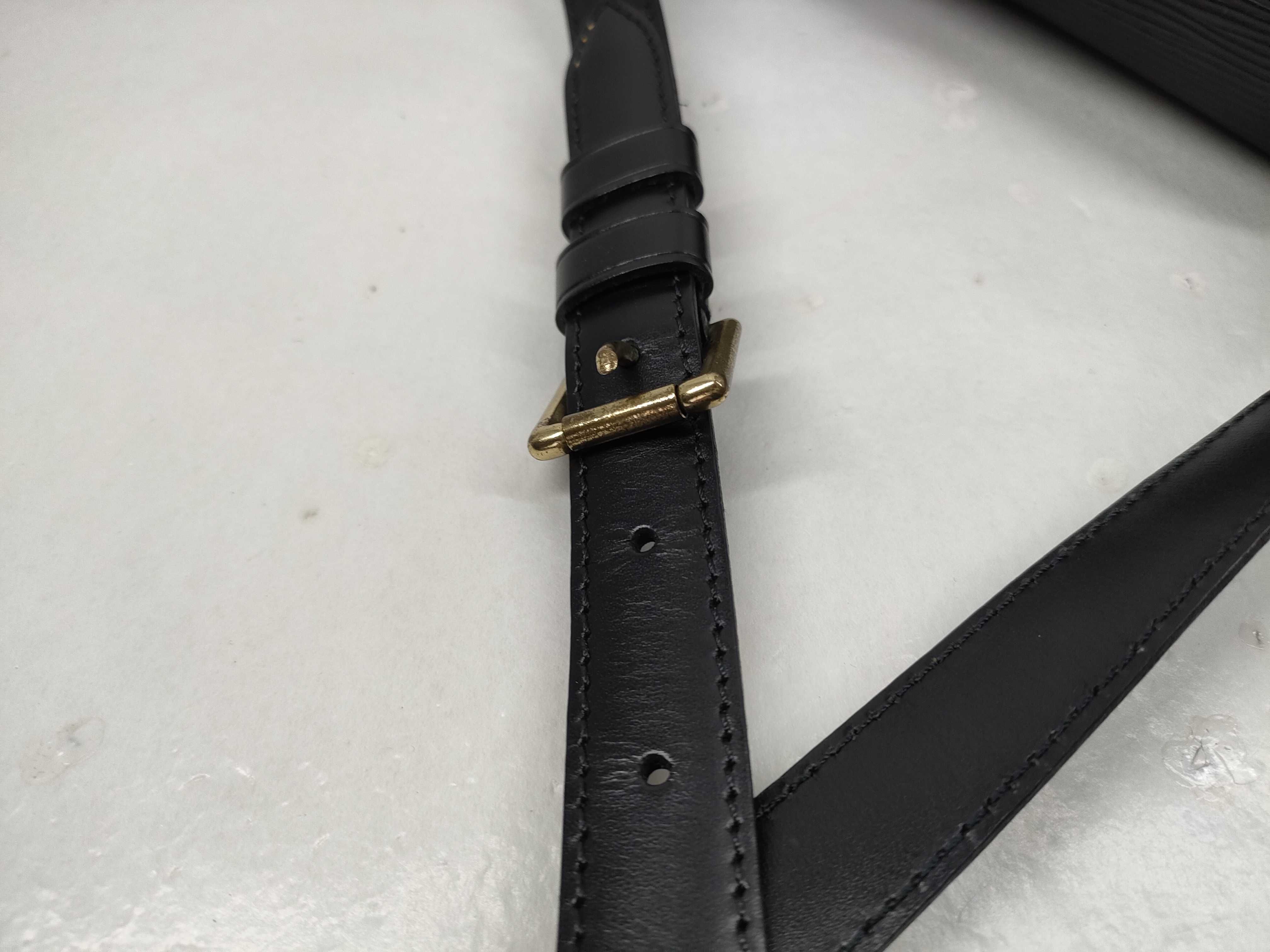 Epi Saint Cloud M52192 Shoulder Bag — view 7