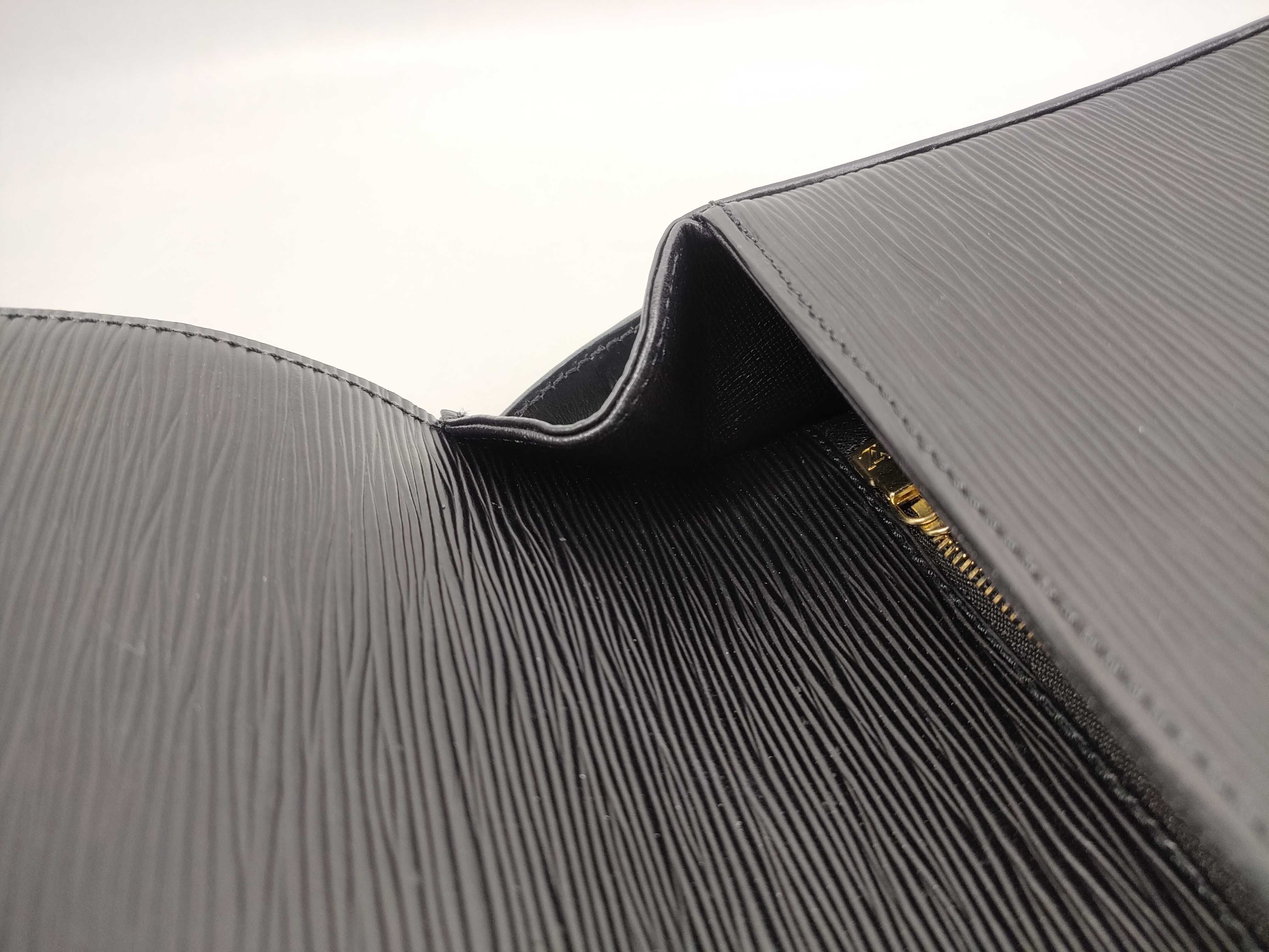Epi Saint Cloud M52192 Shoulder Bag — view 10