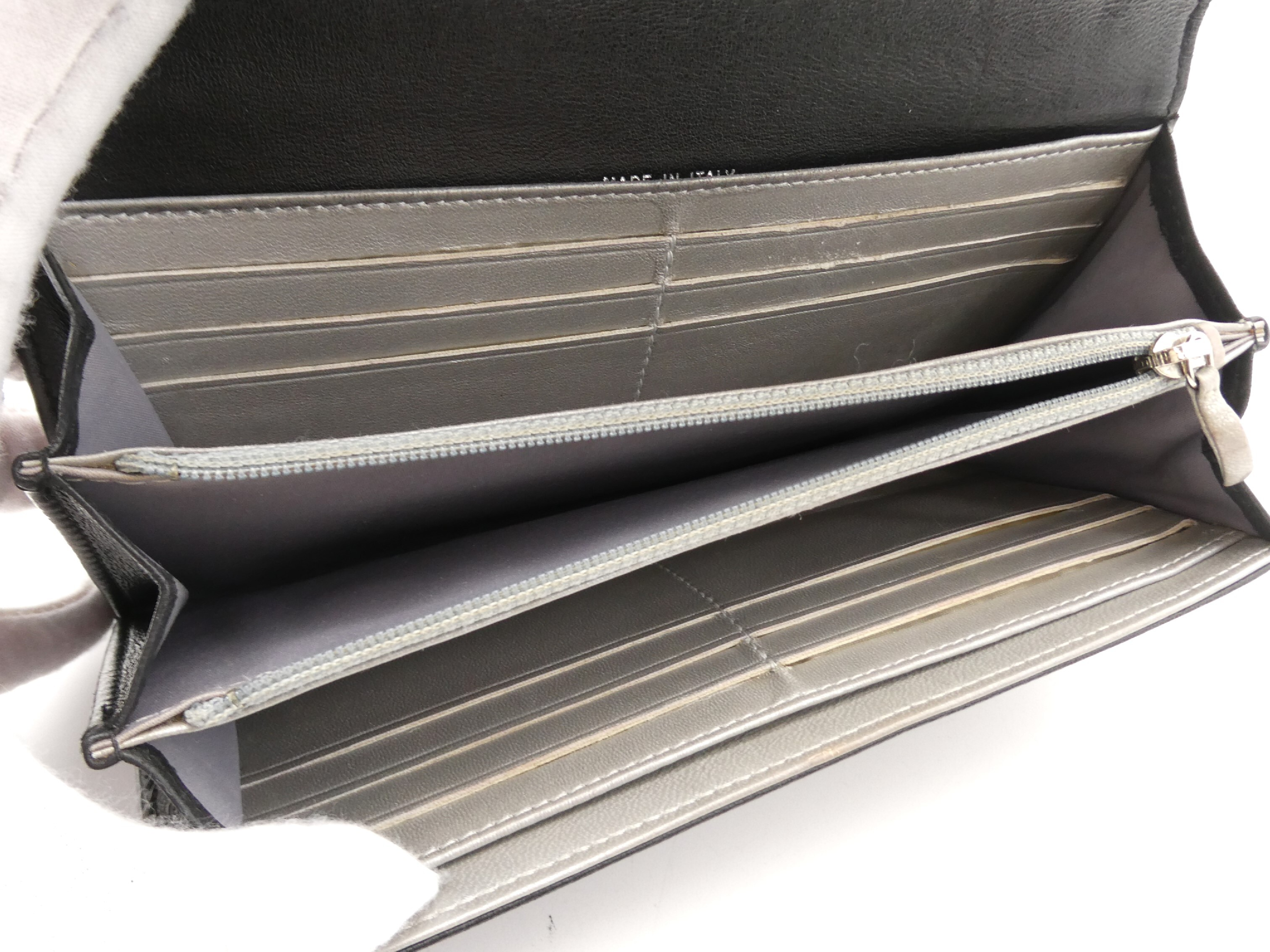 Camellia Coco Mark Wallet — view 6