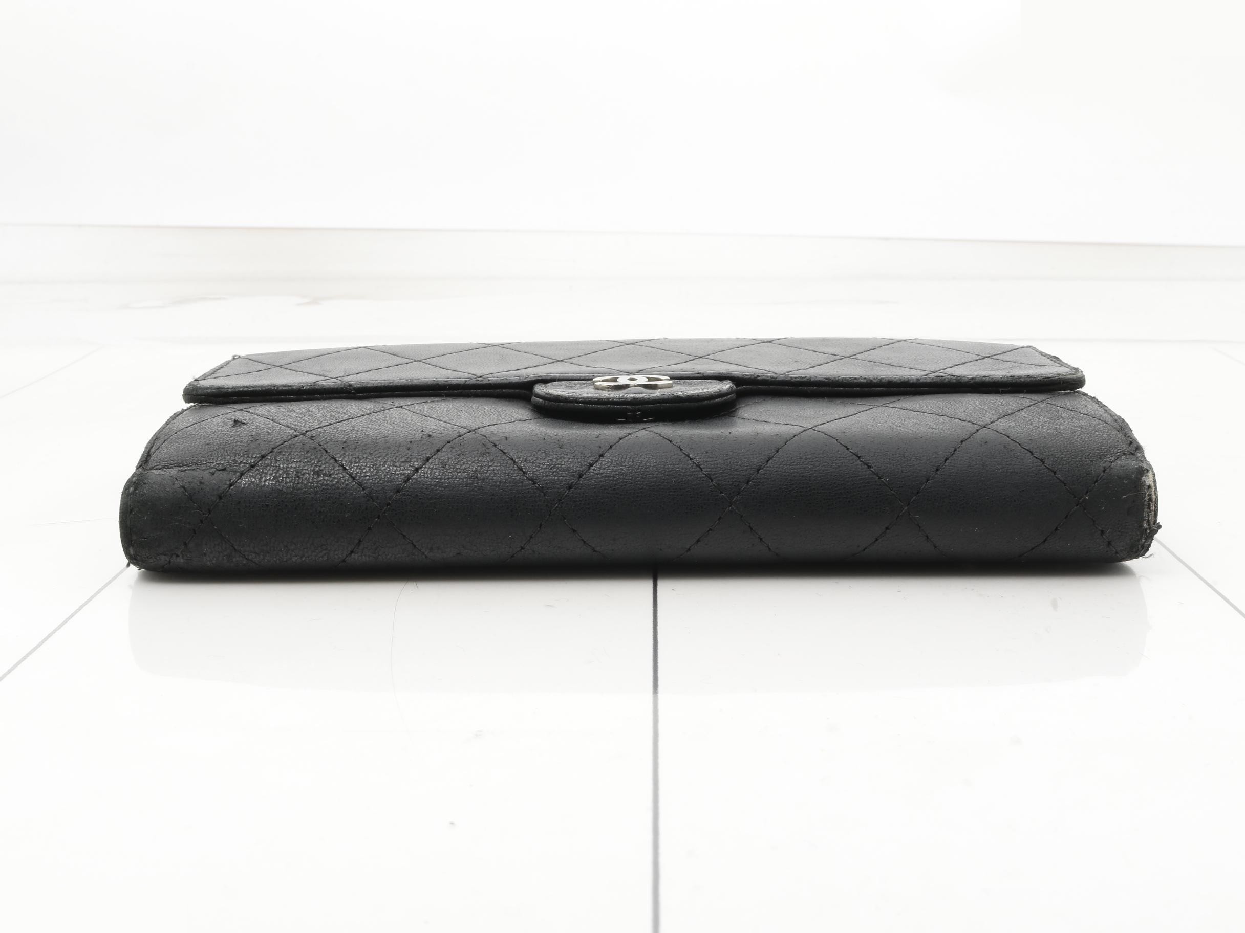 Matelassé (bags) and wallets — view 3