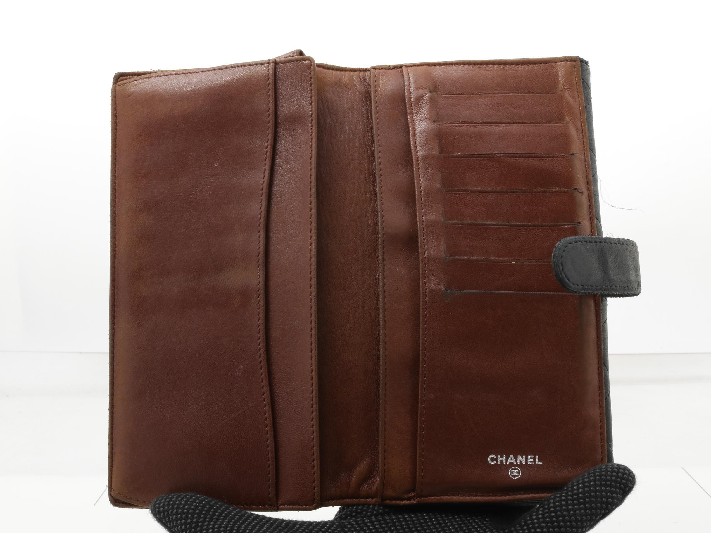 Matelassé (bags) and wallets — view 4
