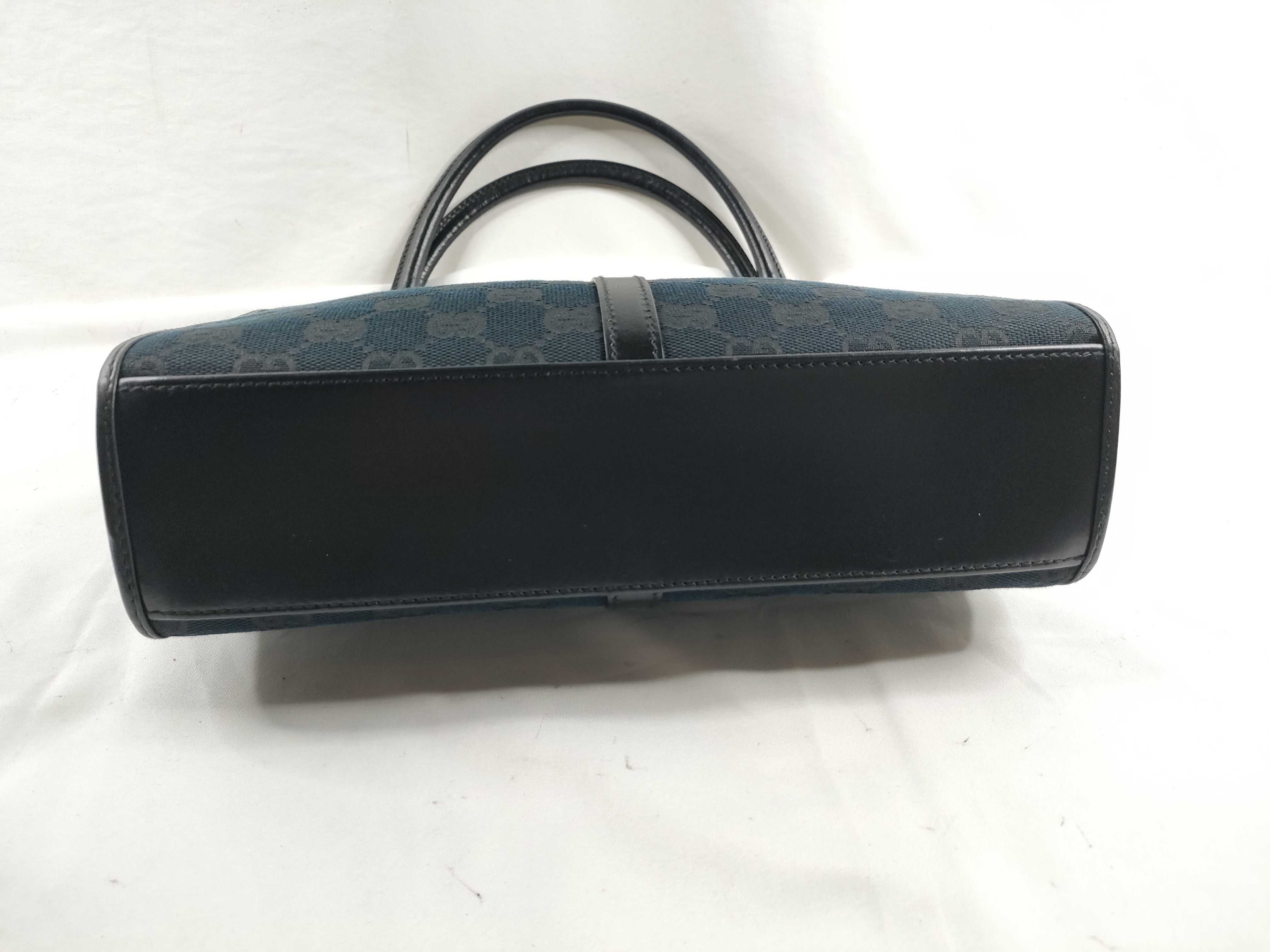 GG Canvas Jackie Shoulder Handbag — view 4