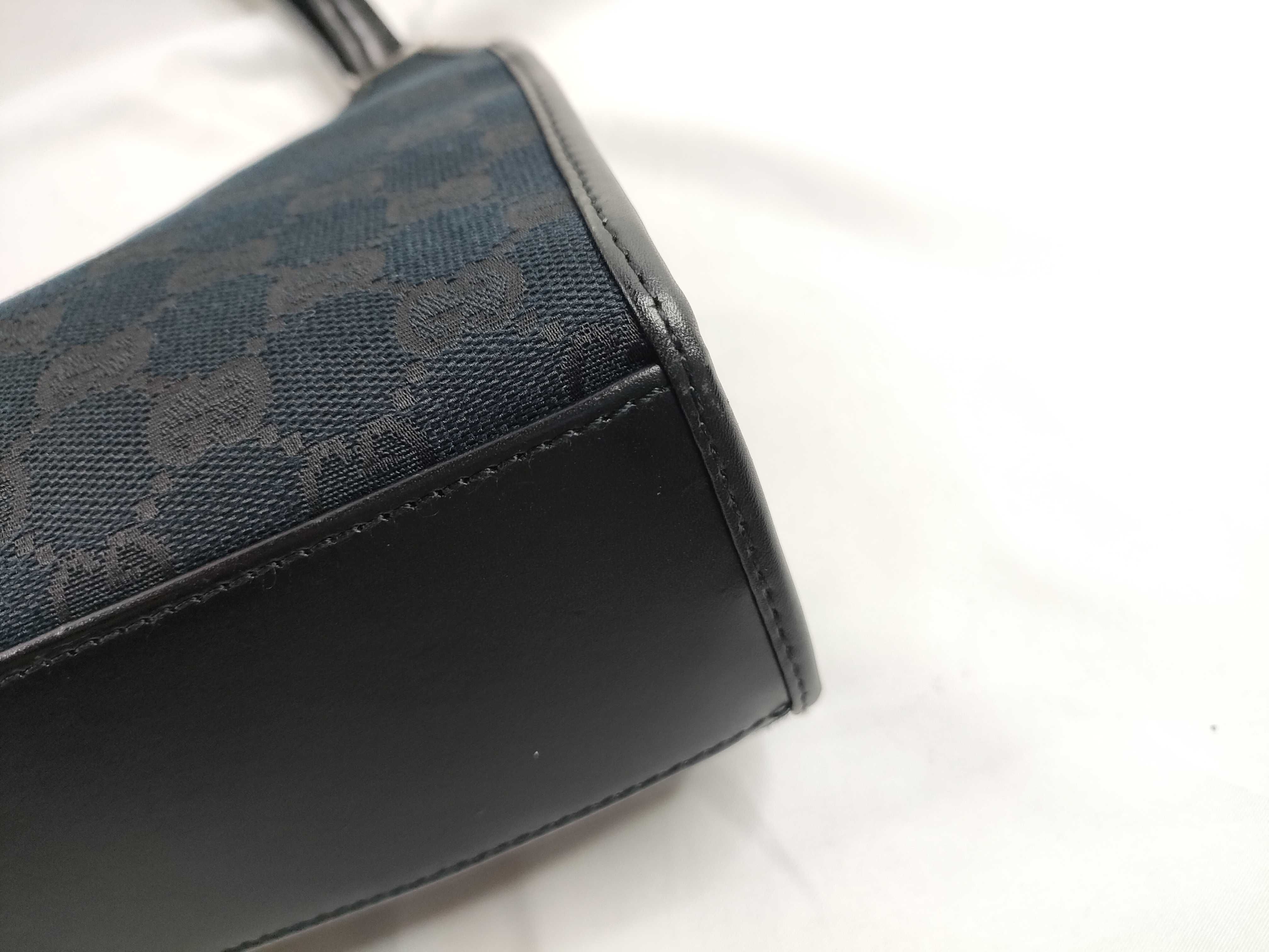 GG Canvas Jackie Shoulder Handbag — view 5