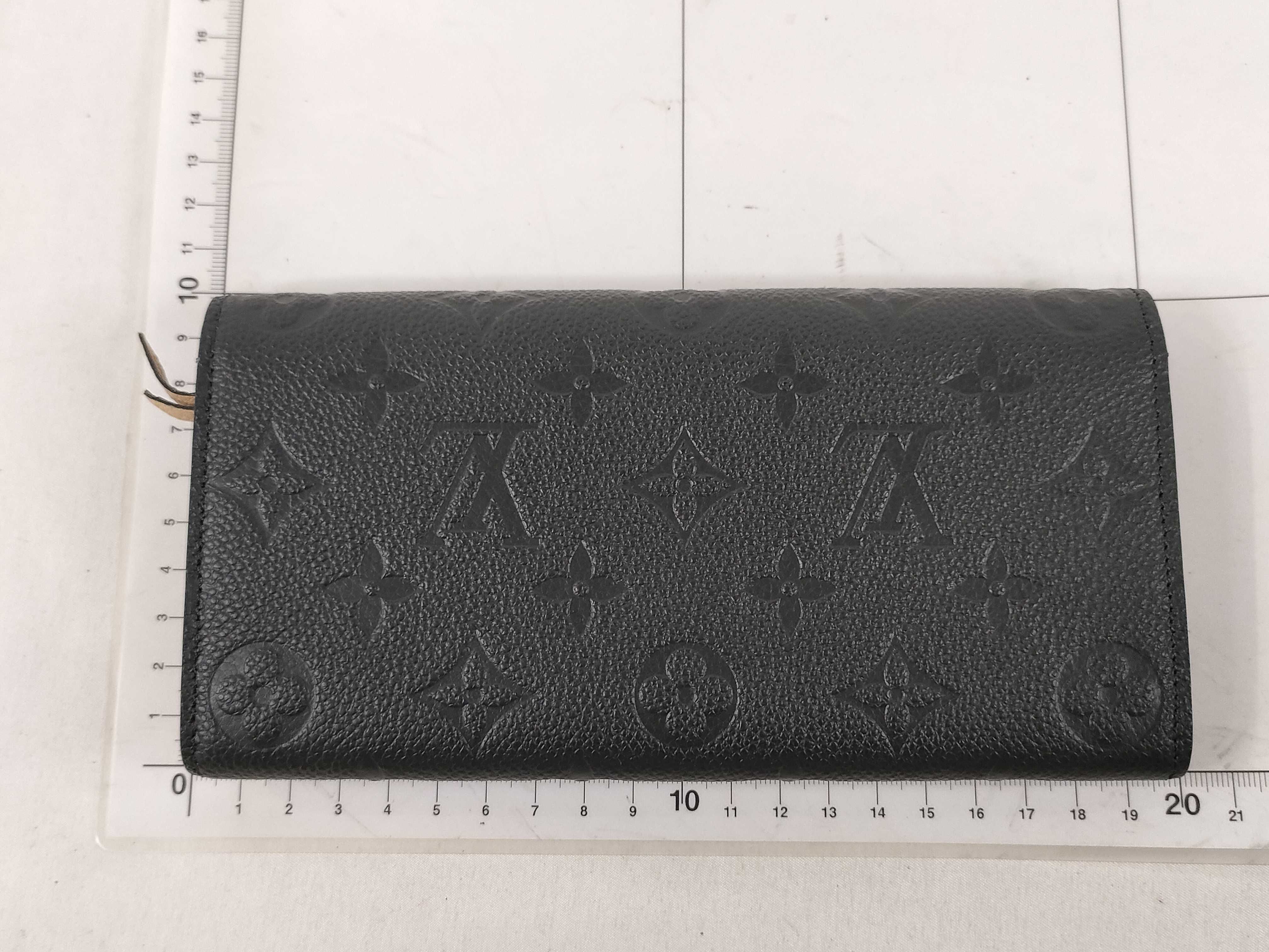 Monogram Empreinte LV Empreinte Portefeuille Emilie M62369 CA2196 Initial Wallet — view 2