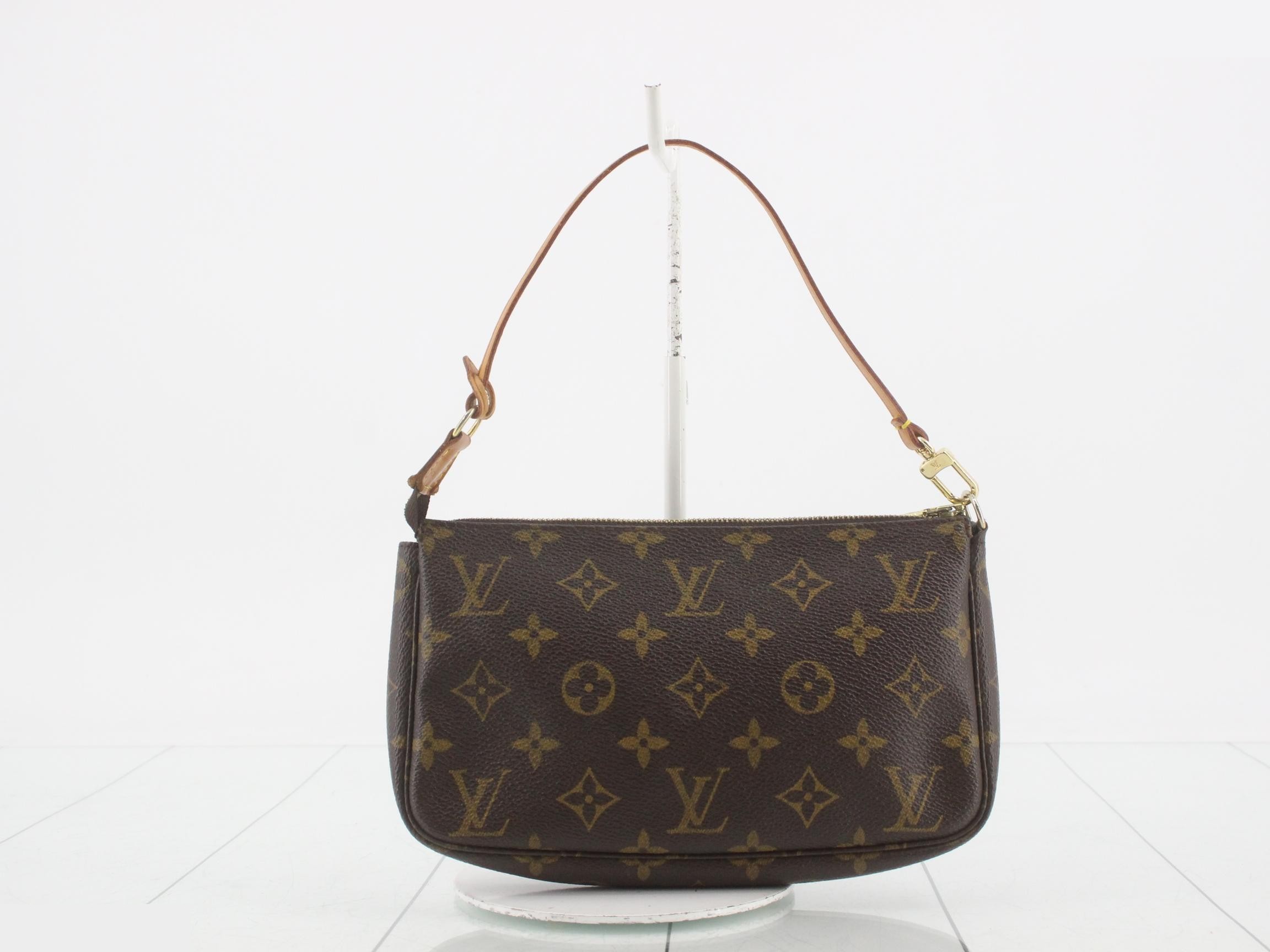 M51980 Pochette Accessoires AR003 — view 2