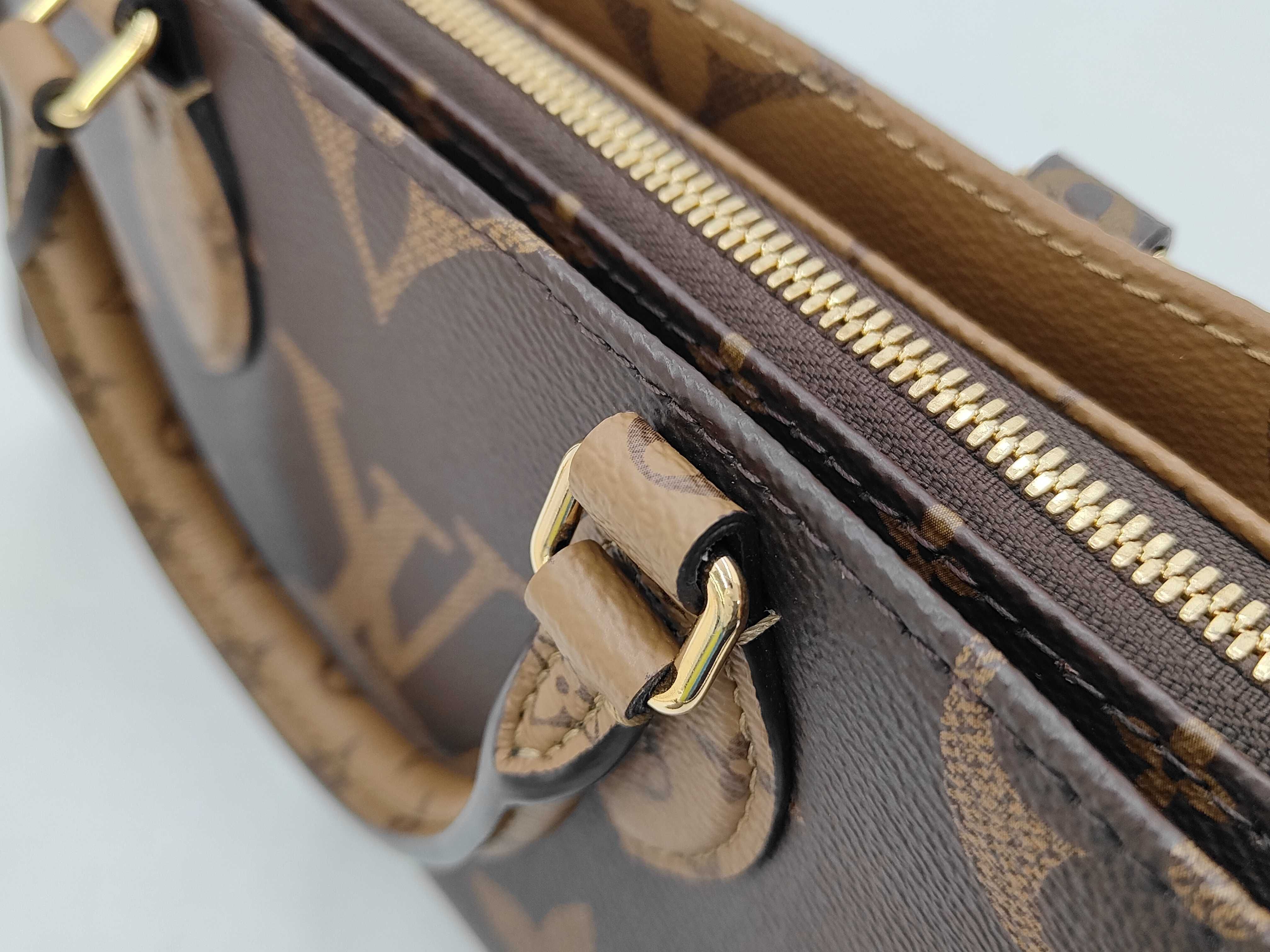 M46653 OnTheGo EW Monogram Giant Handbag — view 7