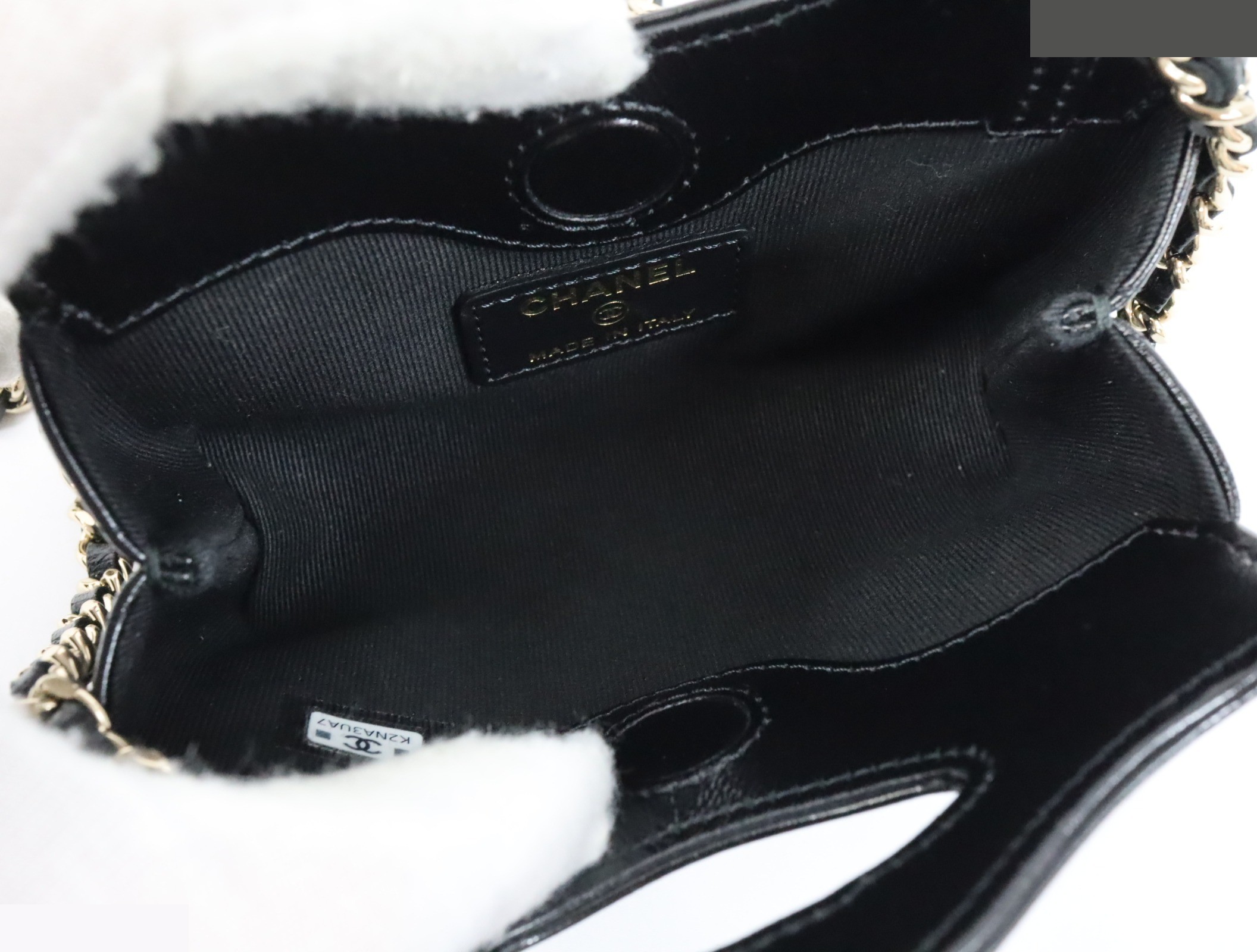 31 Nano Chain Shoulder Bag, Random Serial Number — view 10